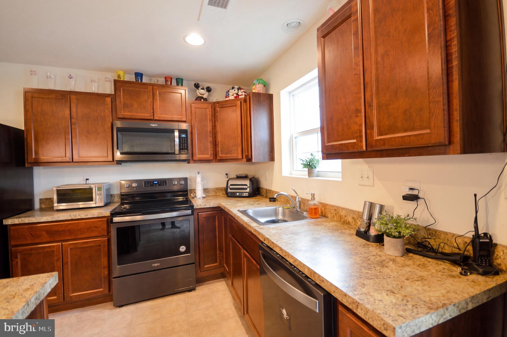 MORNING DOVE ESTATES - Residential