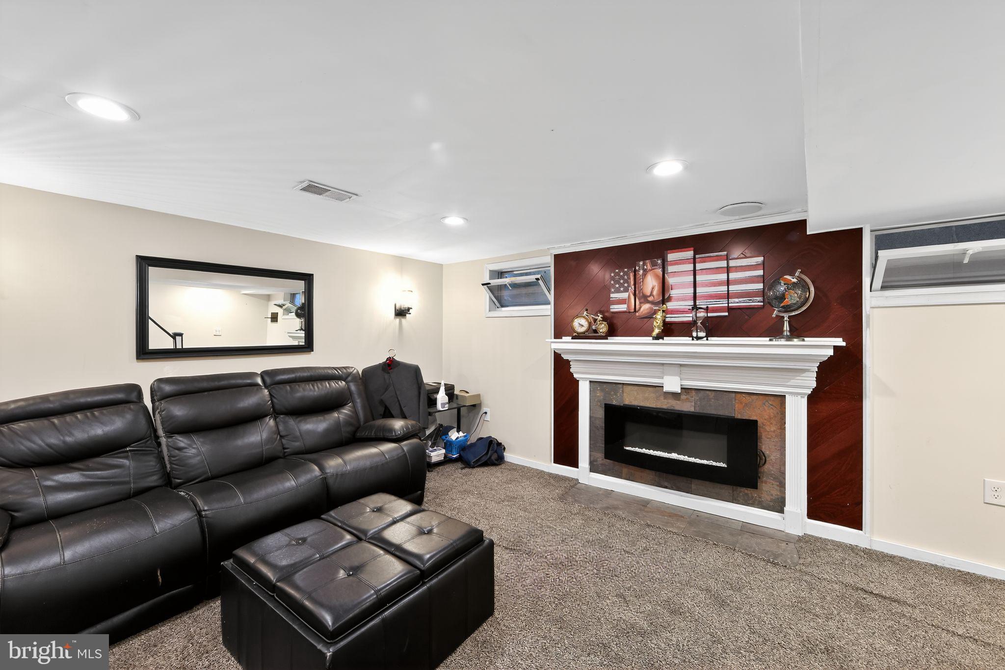 SPRINGFIELD - Residential