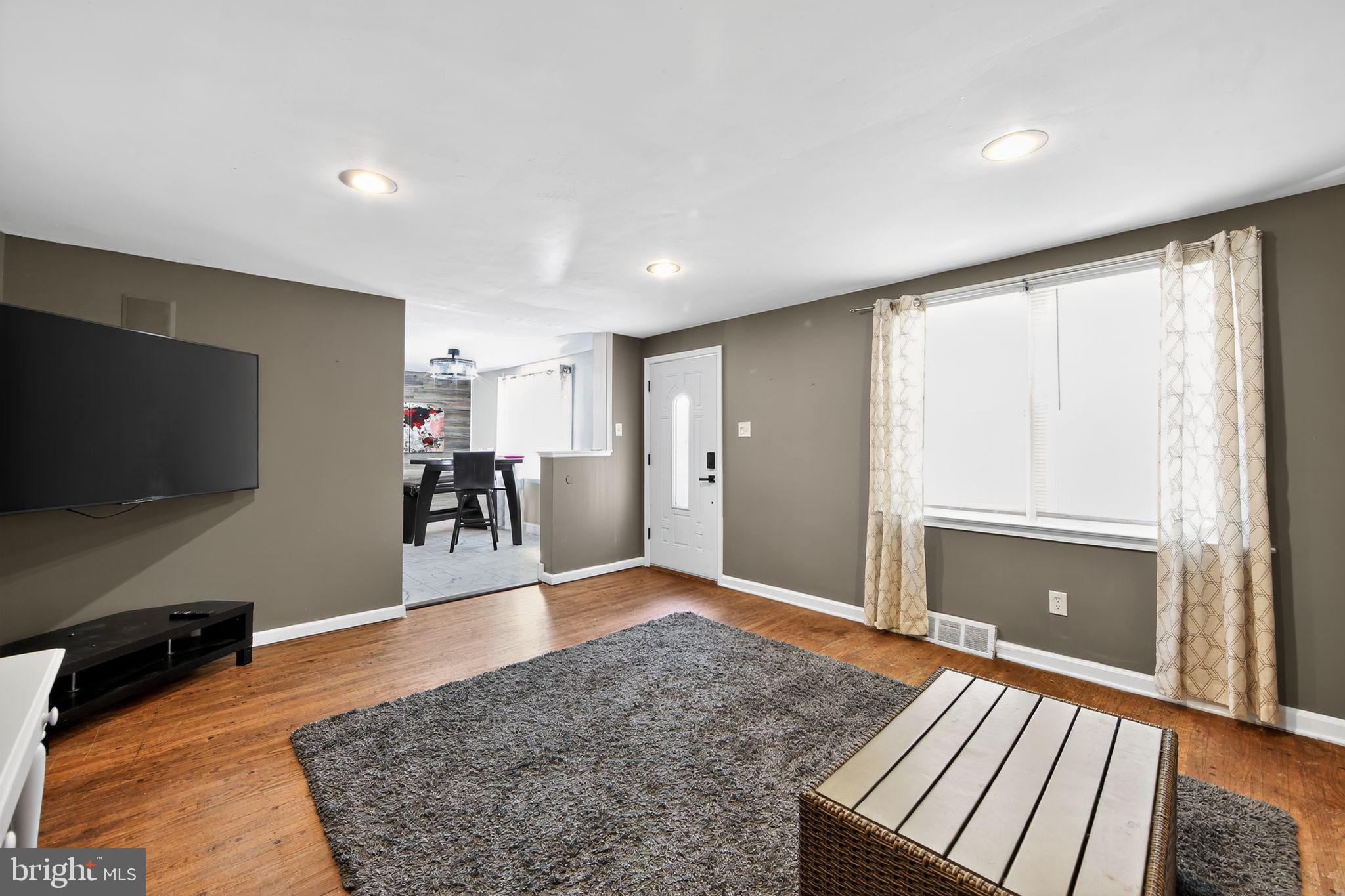 SPRINGFIELD - Residential