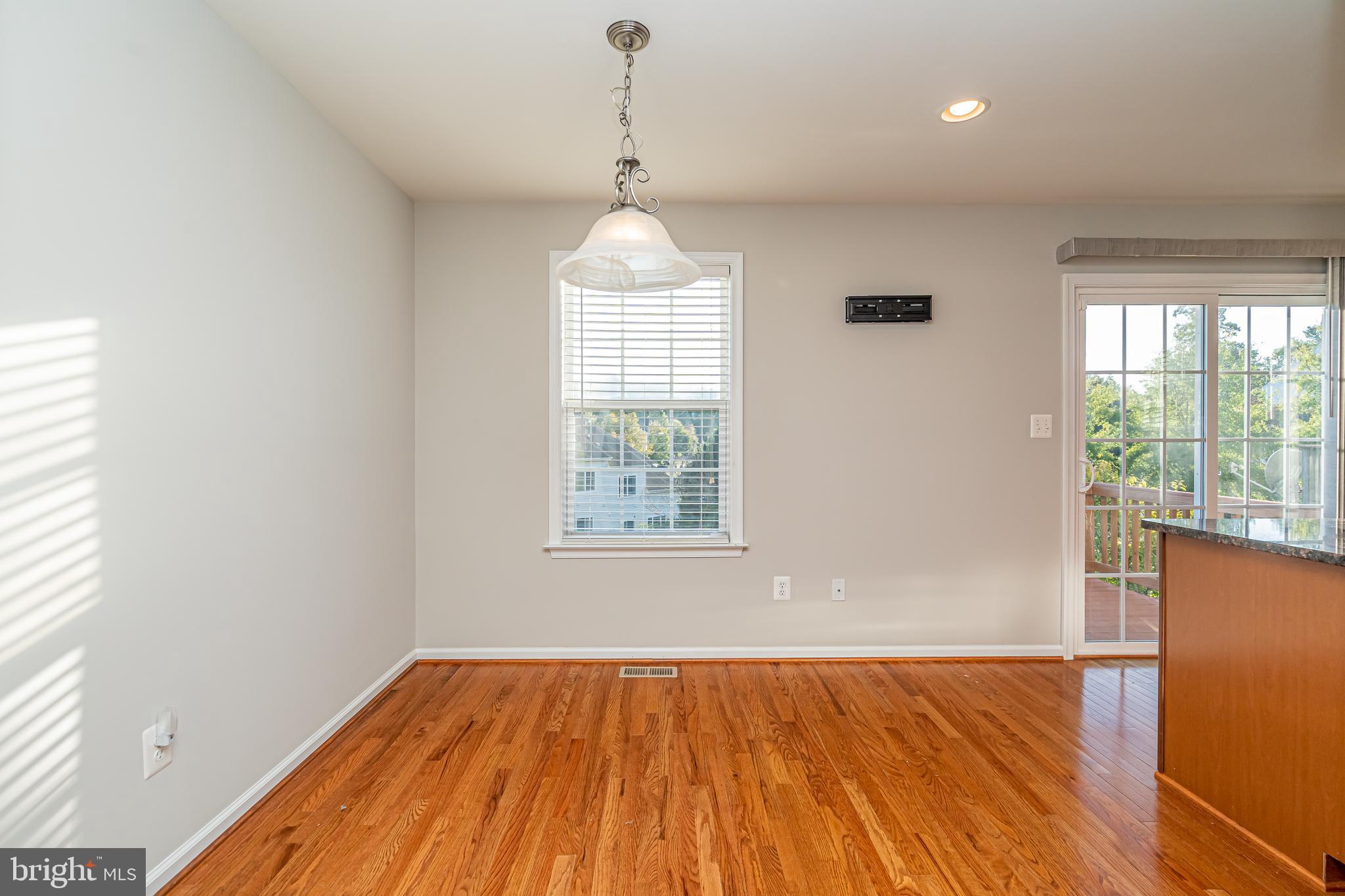 MELODY LANDING - Residential Lease