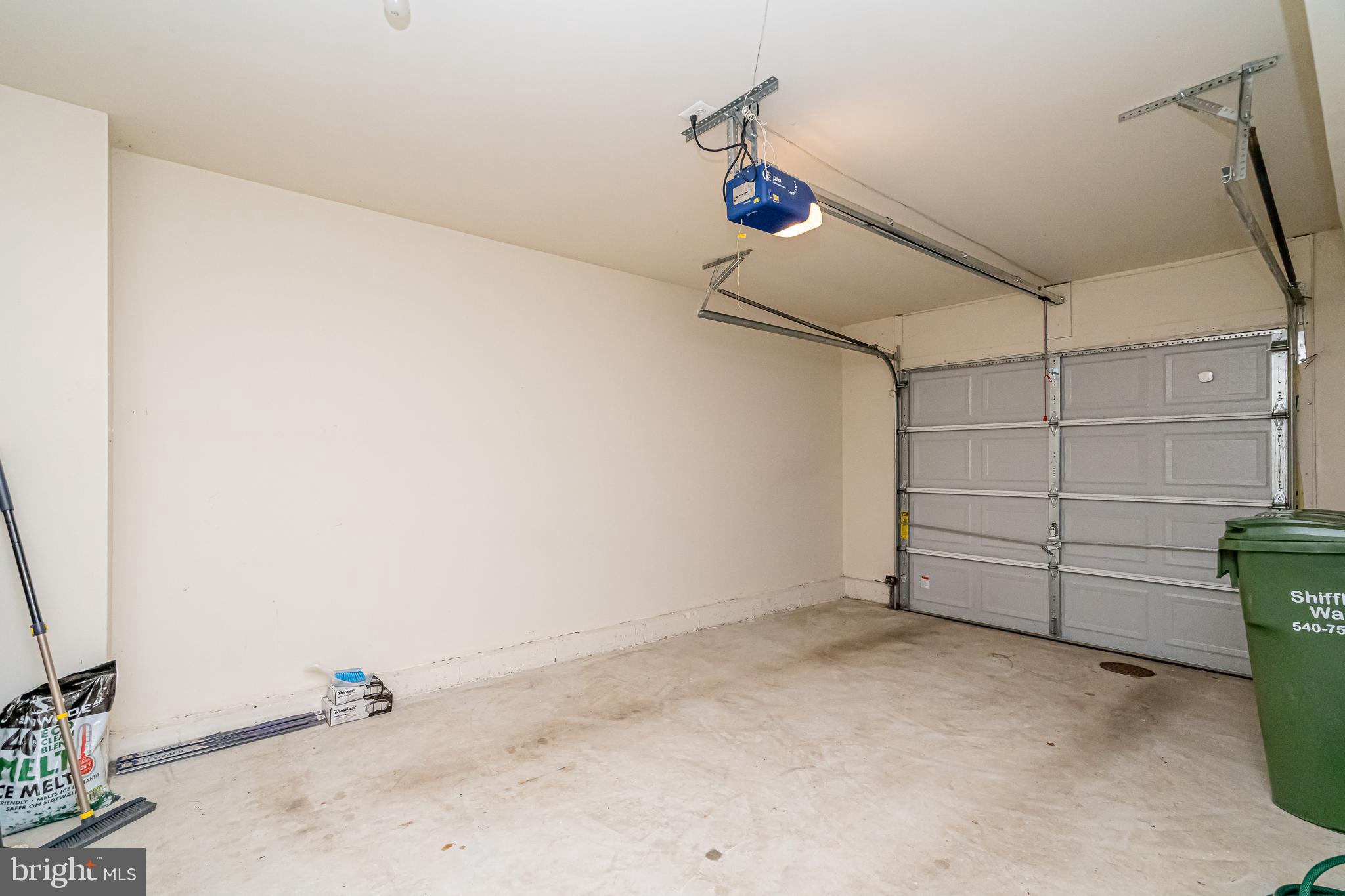 MELODY LANDING - Residential Lease