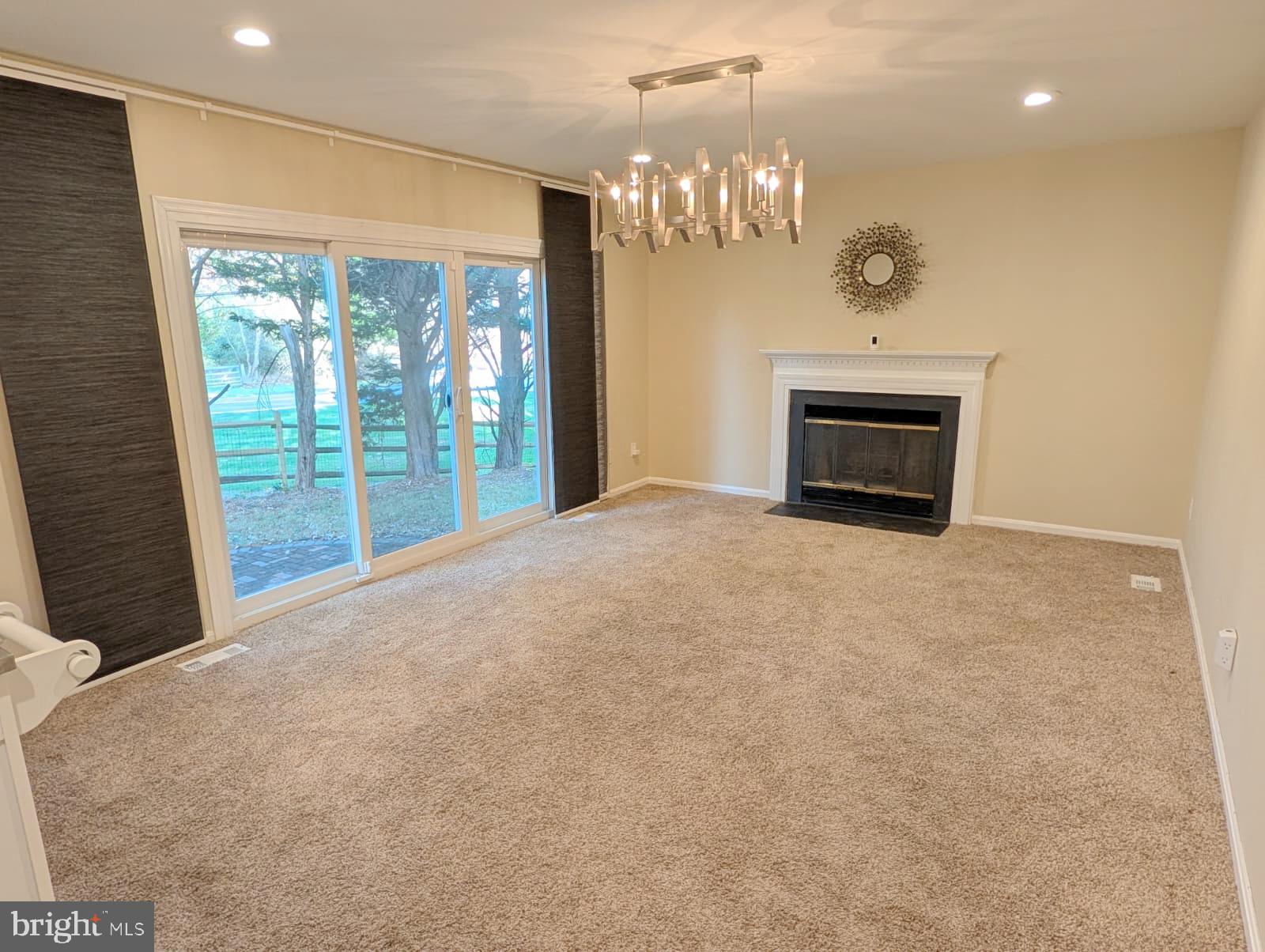 THE DOWNS - MONTG VILL - Residential Lease