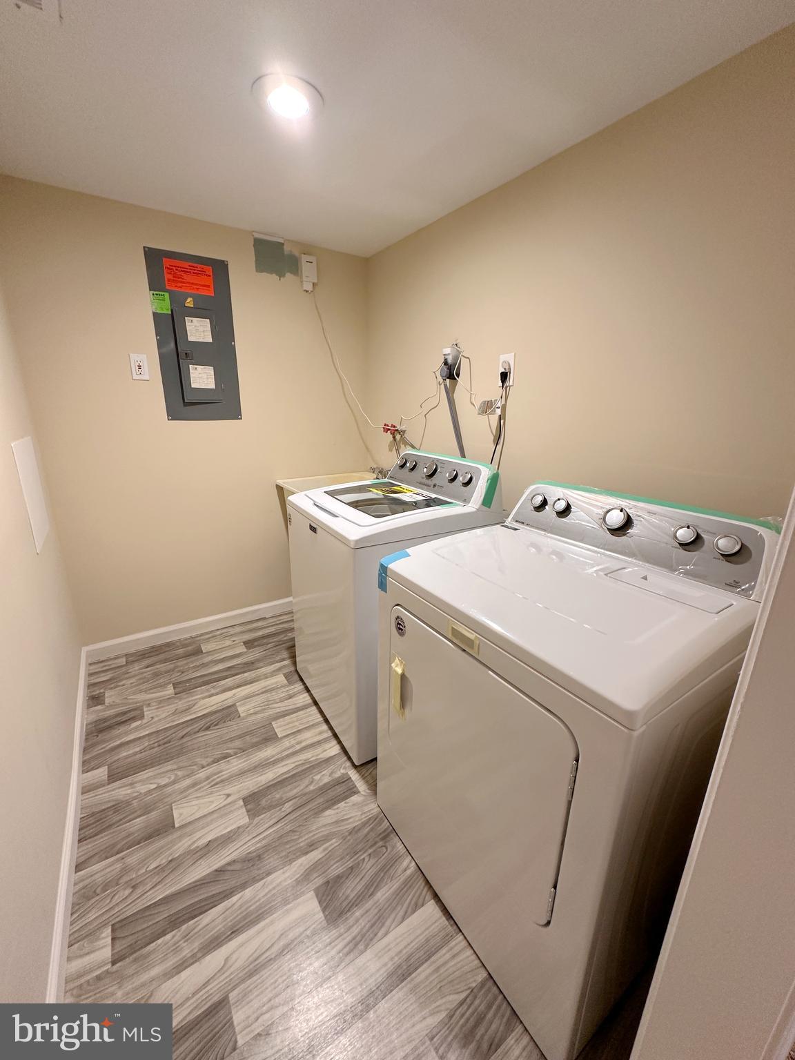 THE DOWNS - MONTG VILL - Residential Lease