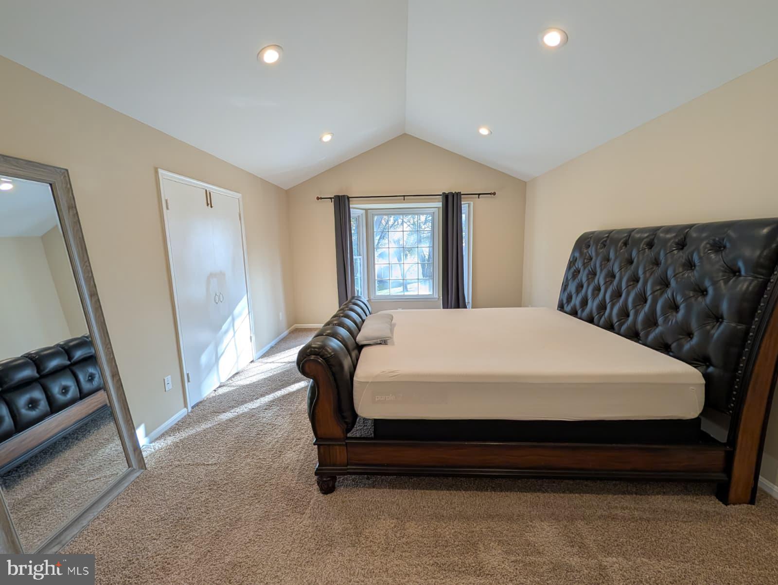 THE DOWNS - MONTG VILL - Residential Lease