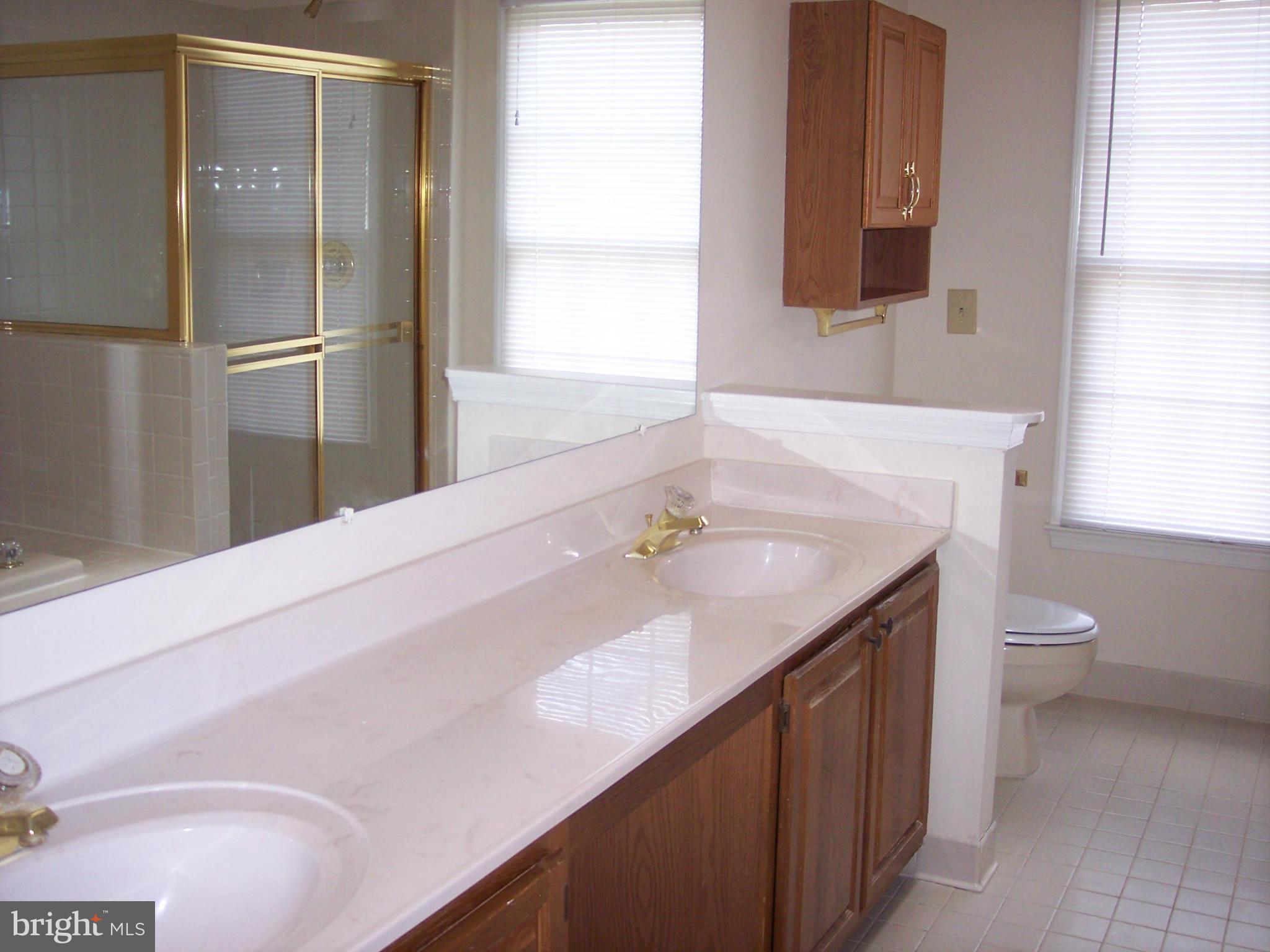 HIGHLAND MEADOWS - Residential Lease