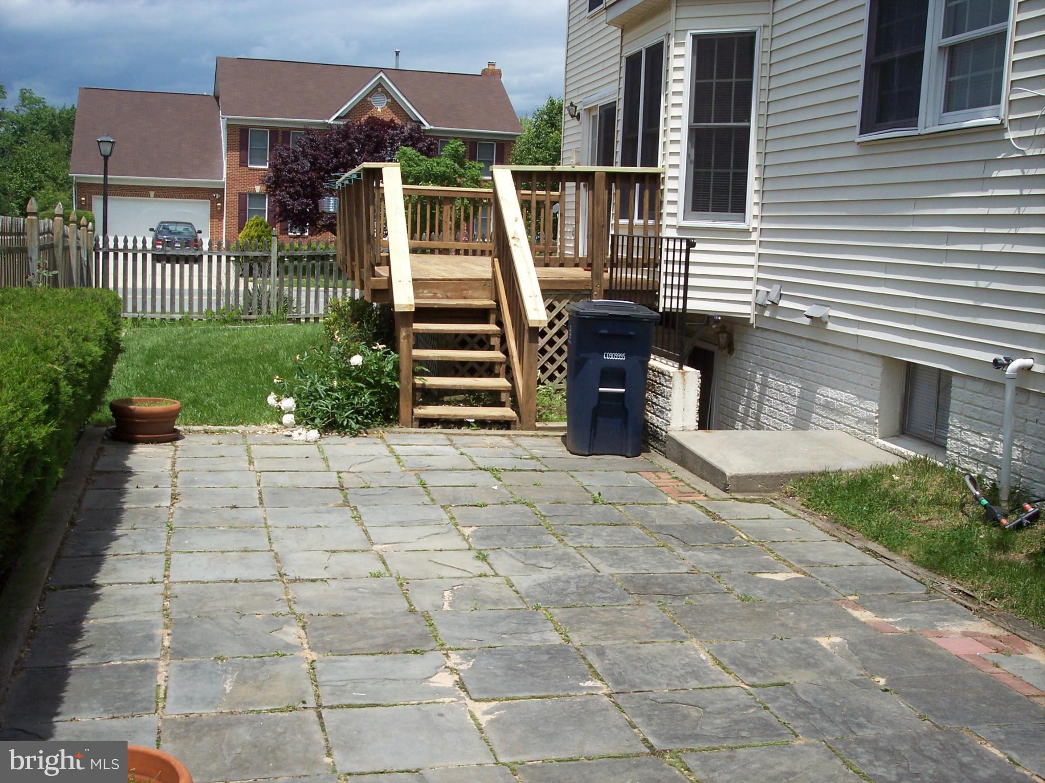 HIGHLAND MEADOWS - Residential Lease