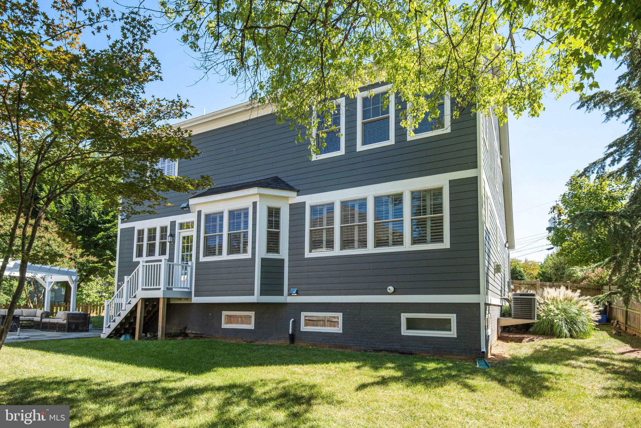 RUCKERS LANGLEY - Residential