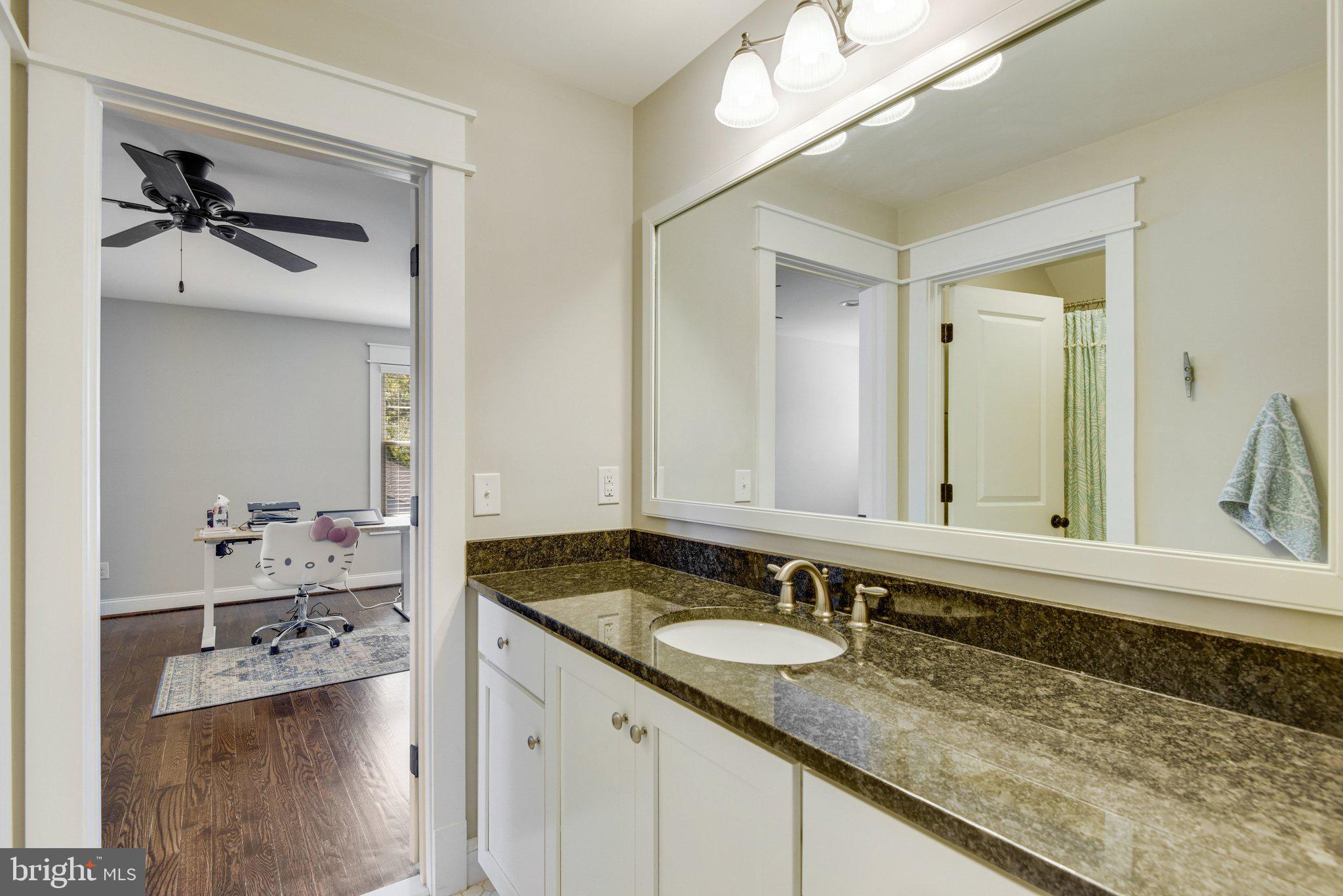 RUCKERS LANGLEY - Residential