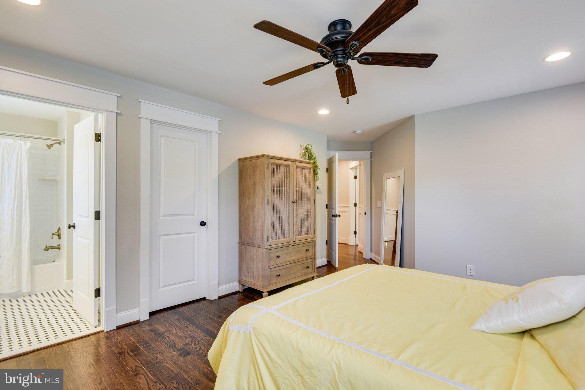 RUCKERS LANGLEY - Residential