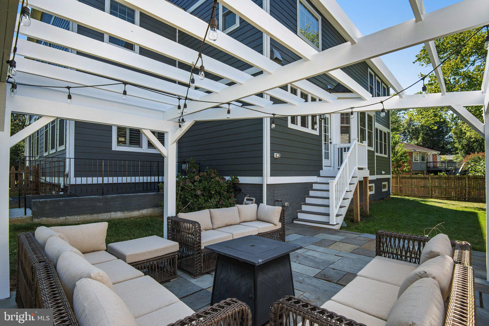 RUCKERS LANGLEY - Residential