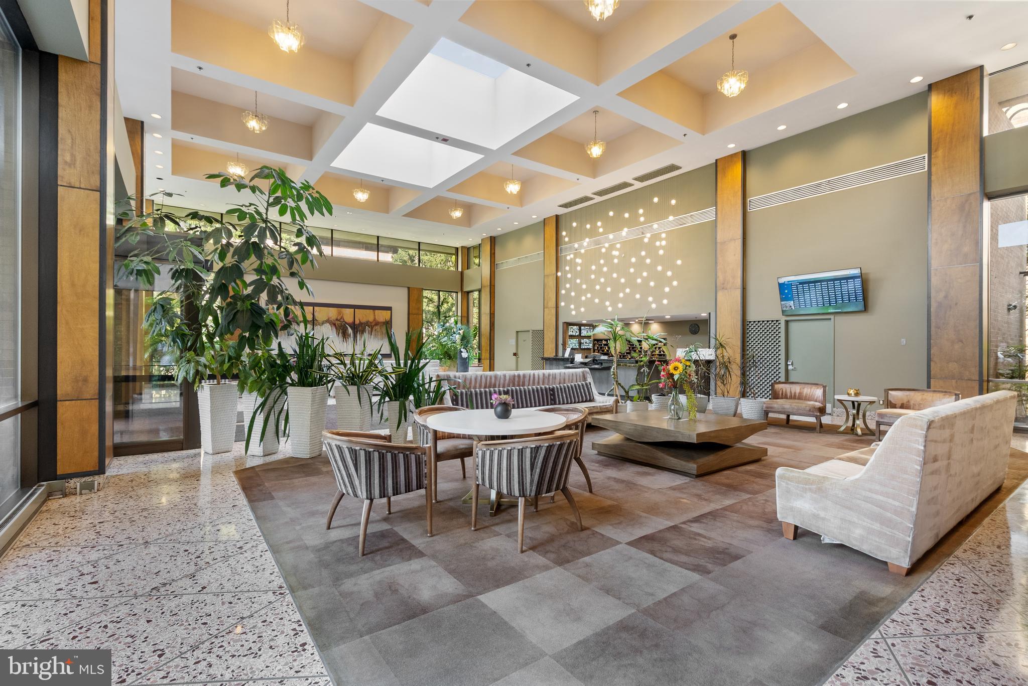 SKYLINE HOUSE - Residential Lease