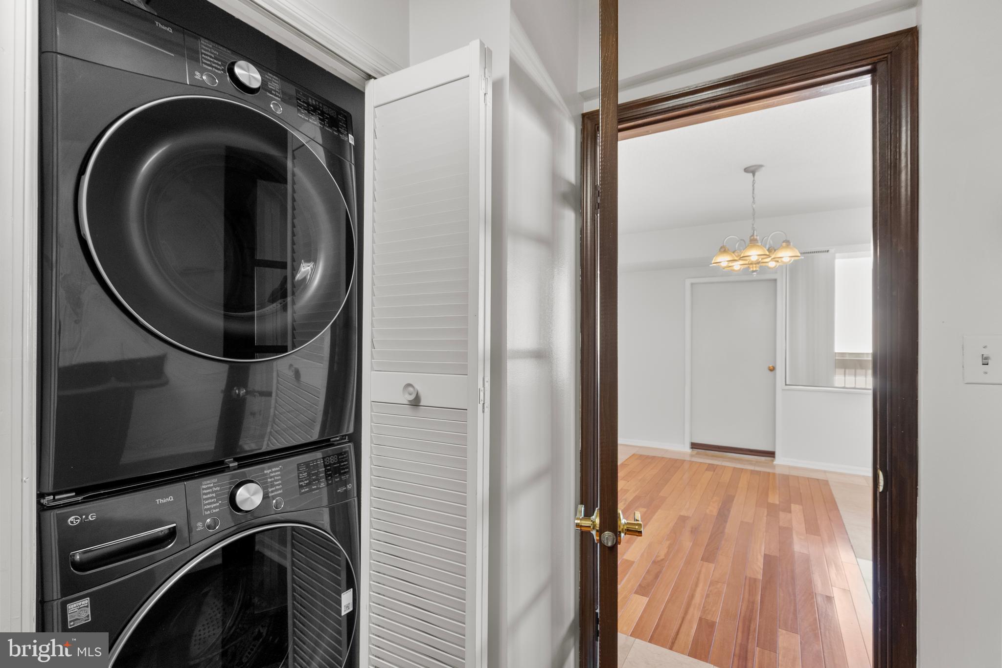 SKYLINE HOUSE - Residential Lease