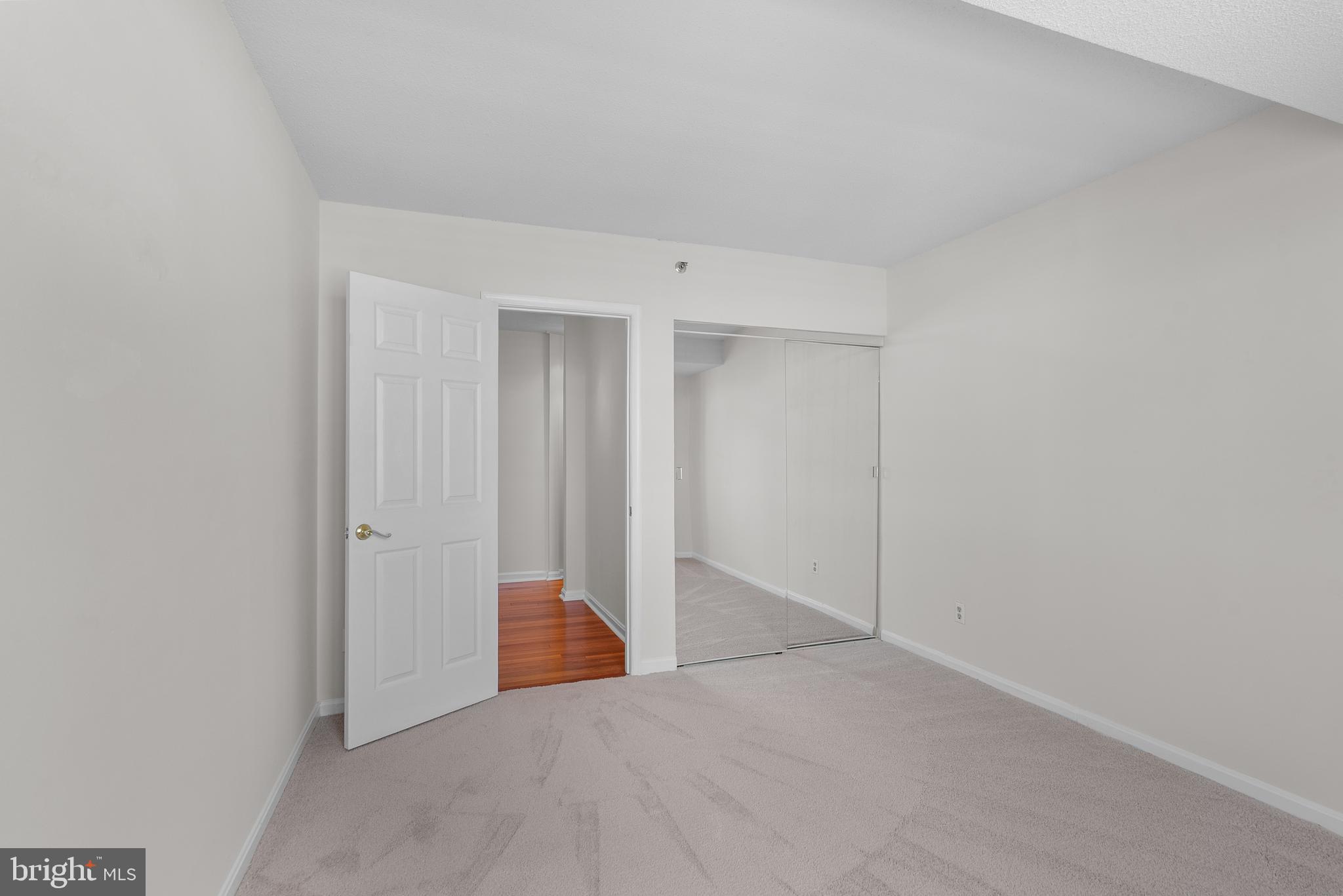 SKYLINE HOUSE - Residential Lease