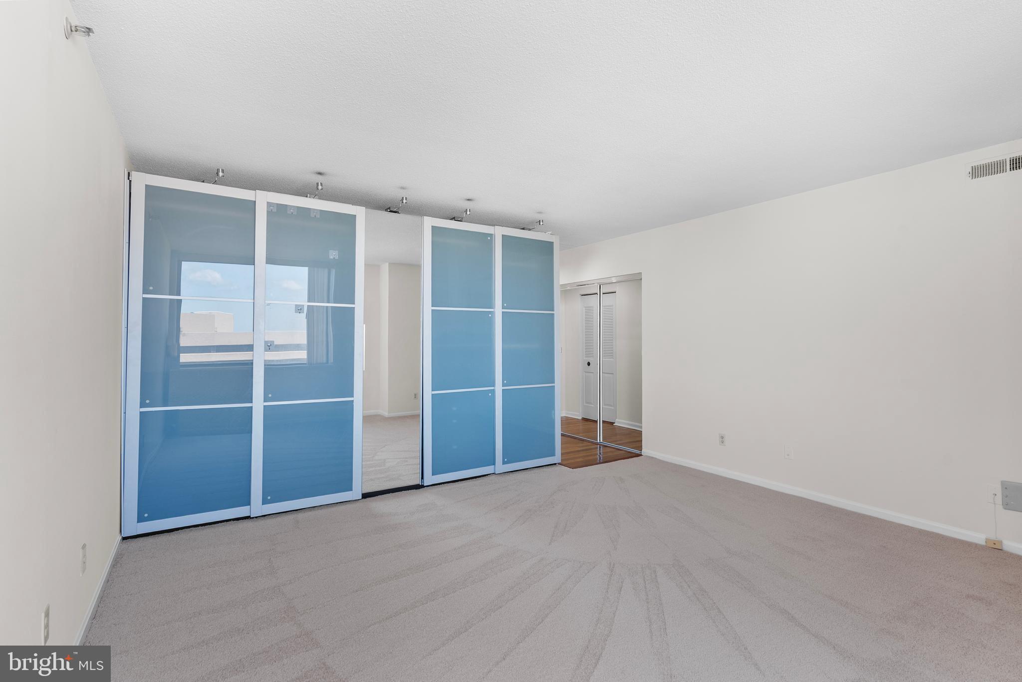 SKYLINE HOUSE - Residential Lease