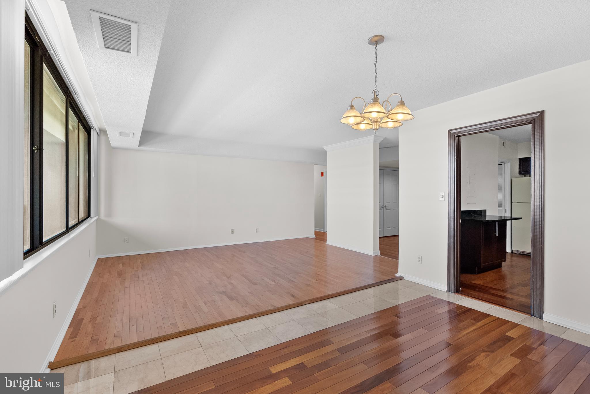 SKYLINE HOUSE - Residential Lease