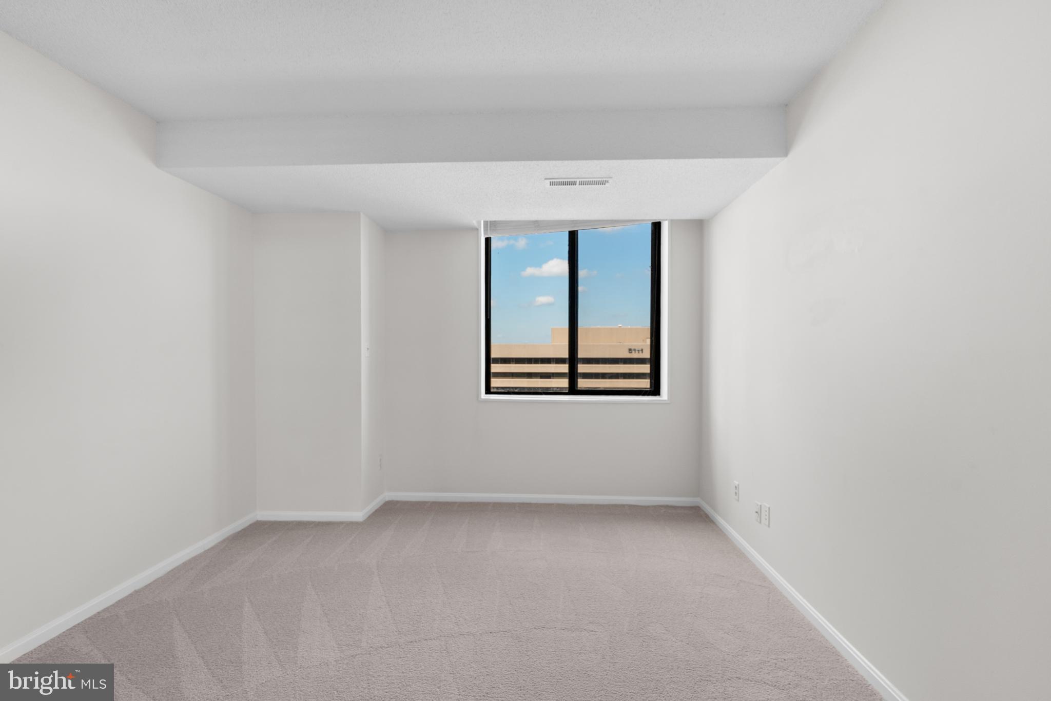 SKYLINE HOUSE - Residential Lease