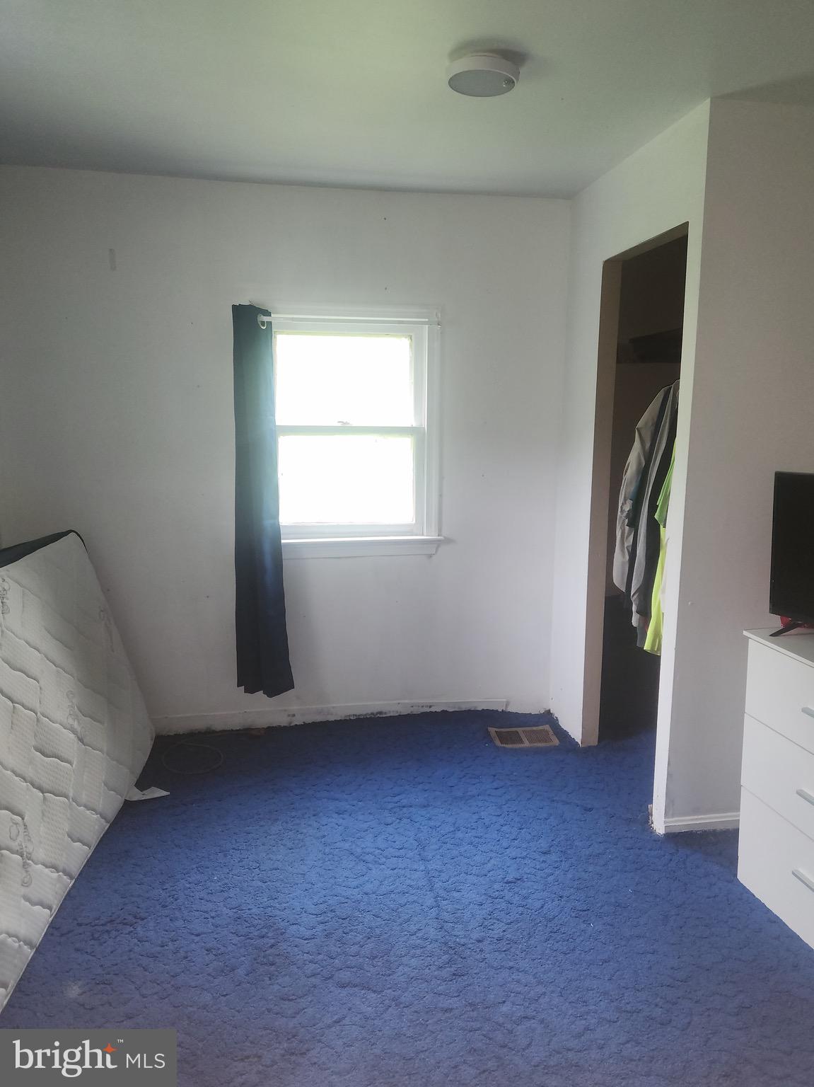 BARTONSVILLE - Residential
