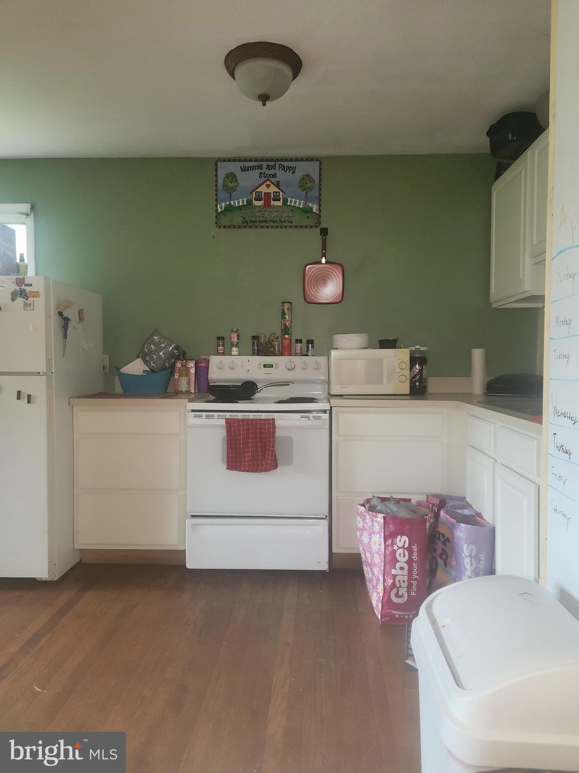 BARTONSVILLE - Residential
