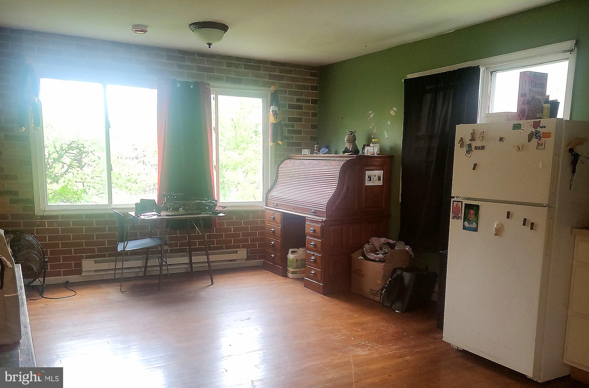 BARTONSVILLE - Residential