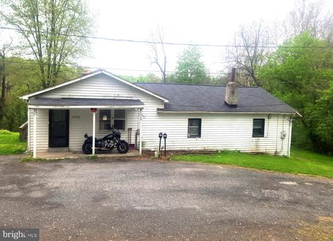 Photo of 5703 Tobery Road, FREDERICK, MD 21704 (MLS # MDFR2080510)