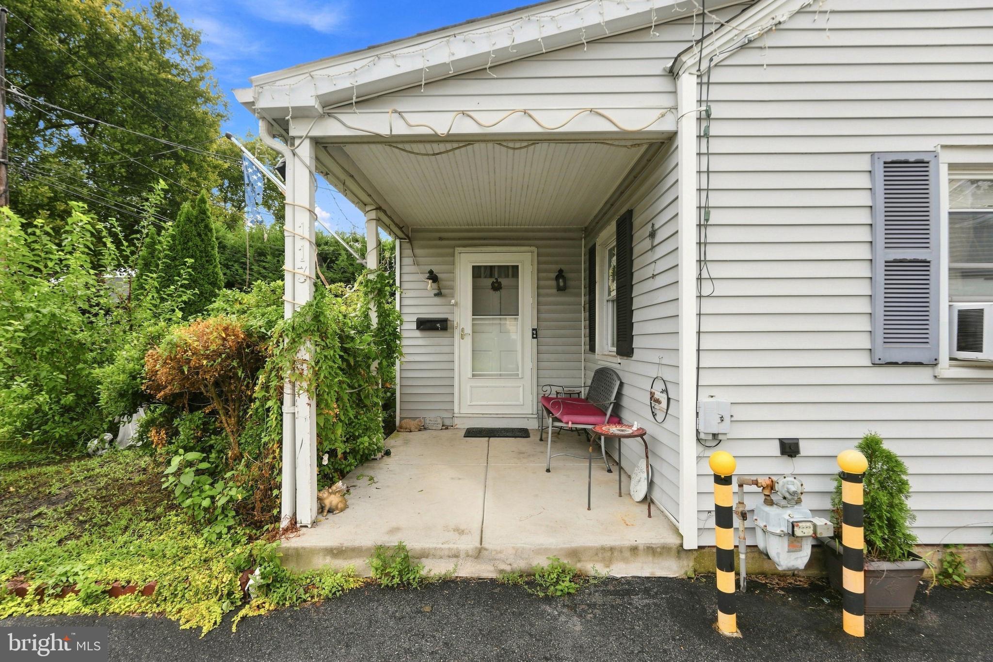 113 JEFFERSON AVENUE