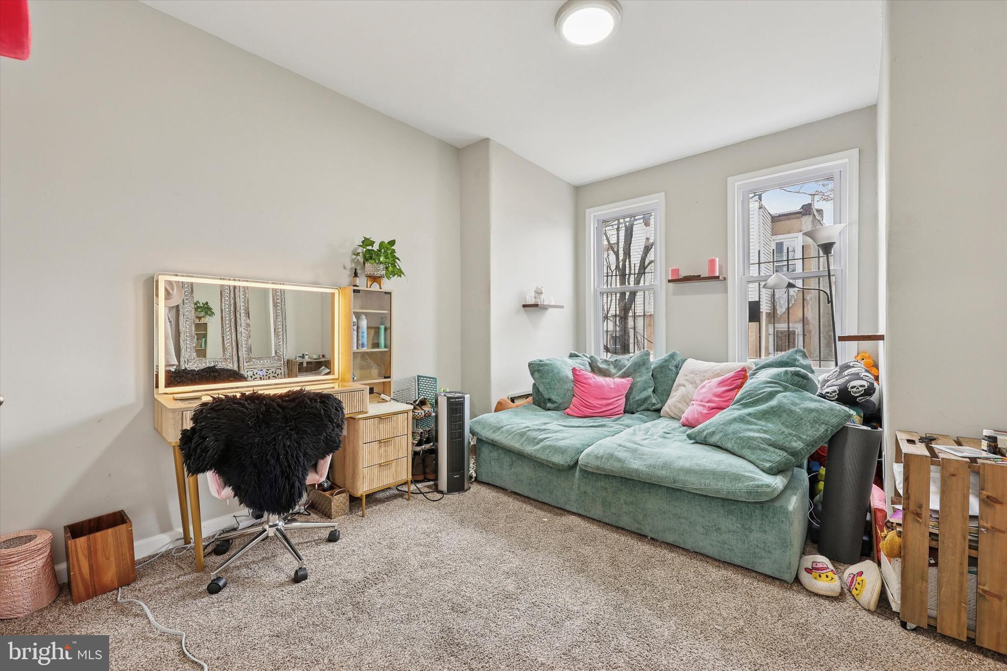 PHILADELPHIA (NORTHWEST) - Residential