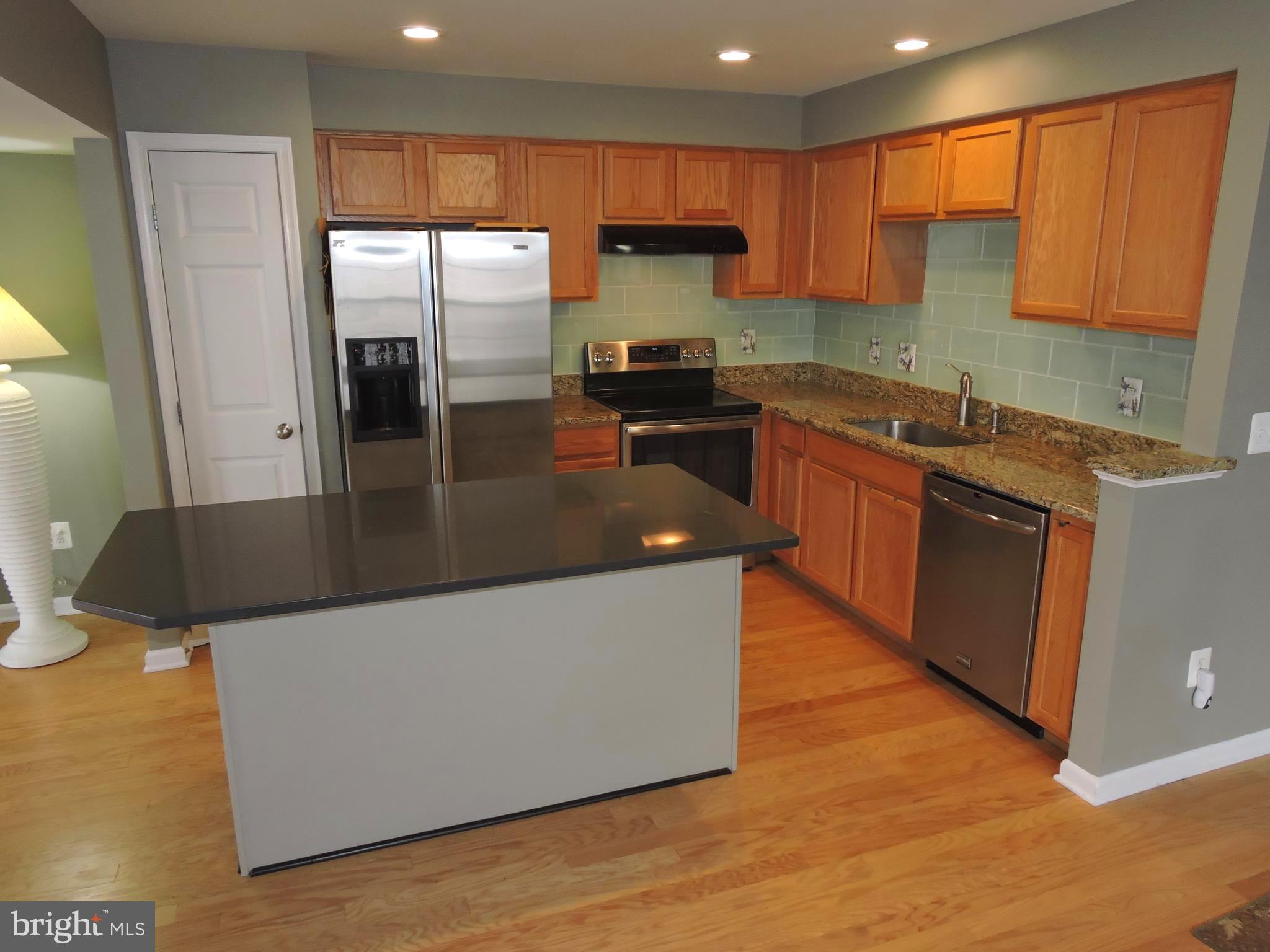 LAKELAND PLACE - Residential