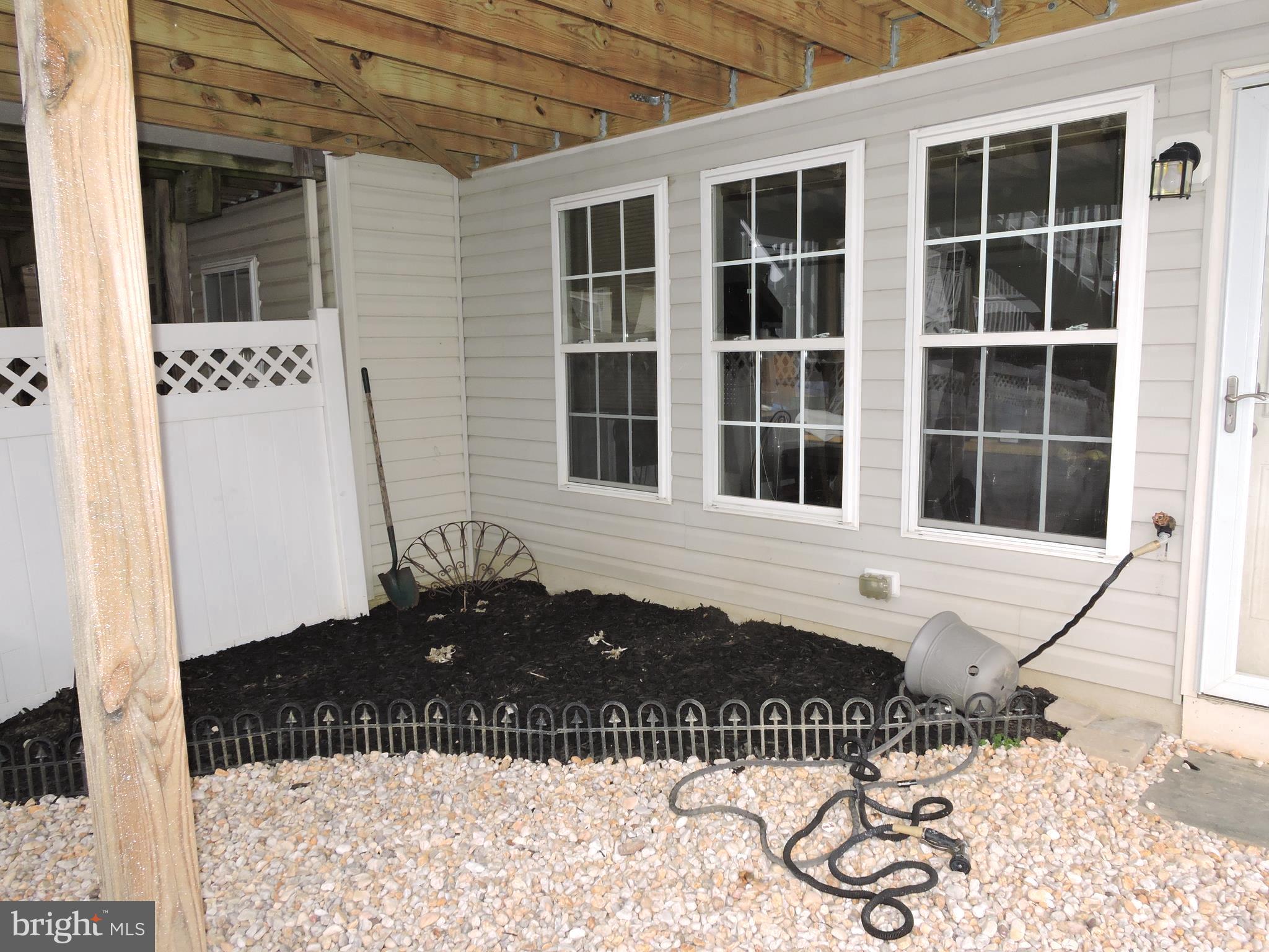 LAKELAND PLACE - Residential