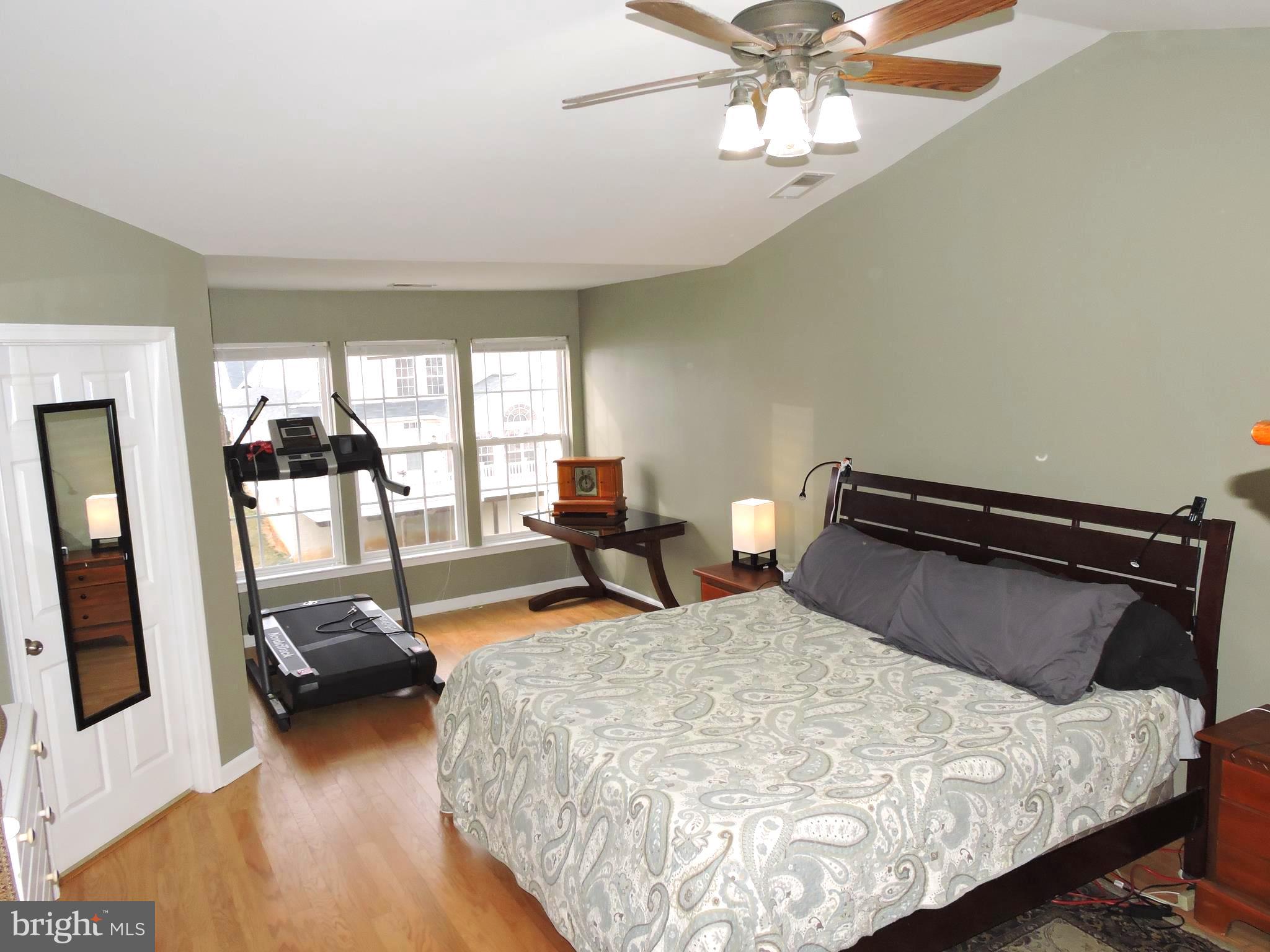 LAKELAND PLACE - Residential