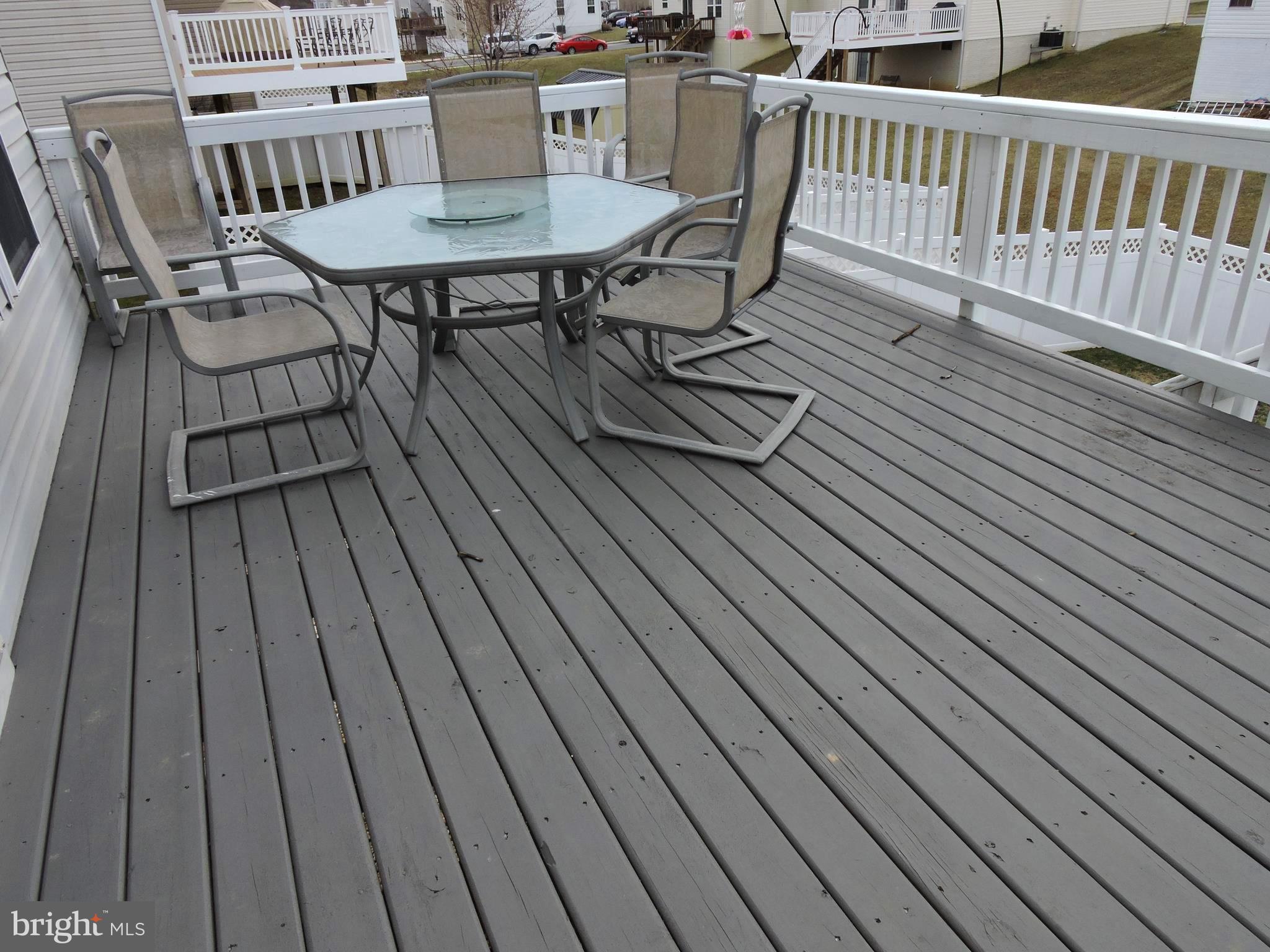 LAKELAND PLACE - Residential