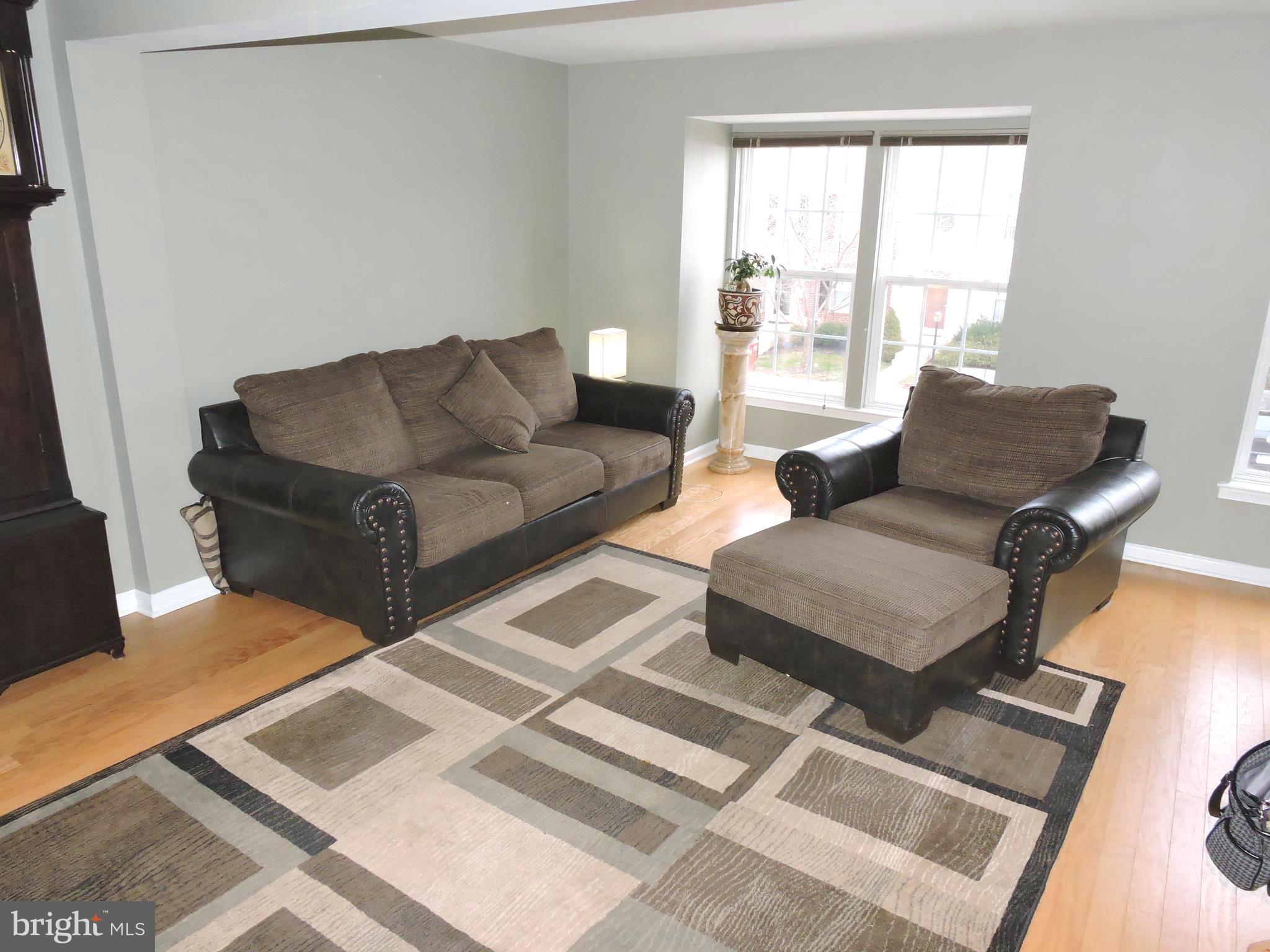 LAKELAND PLACE - Residential