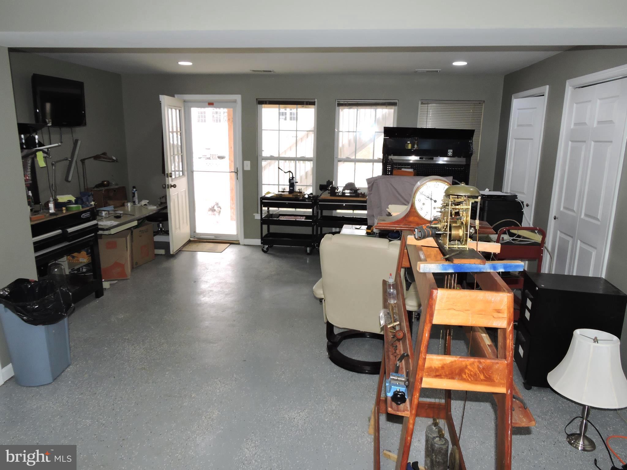 LAKELAND PLACE - Residential