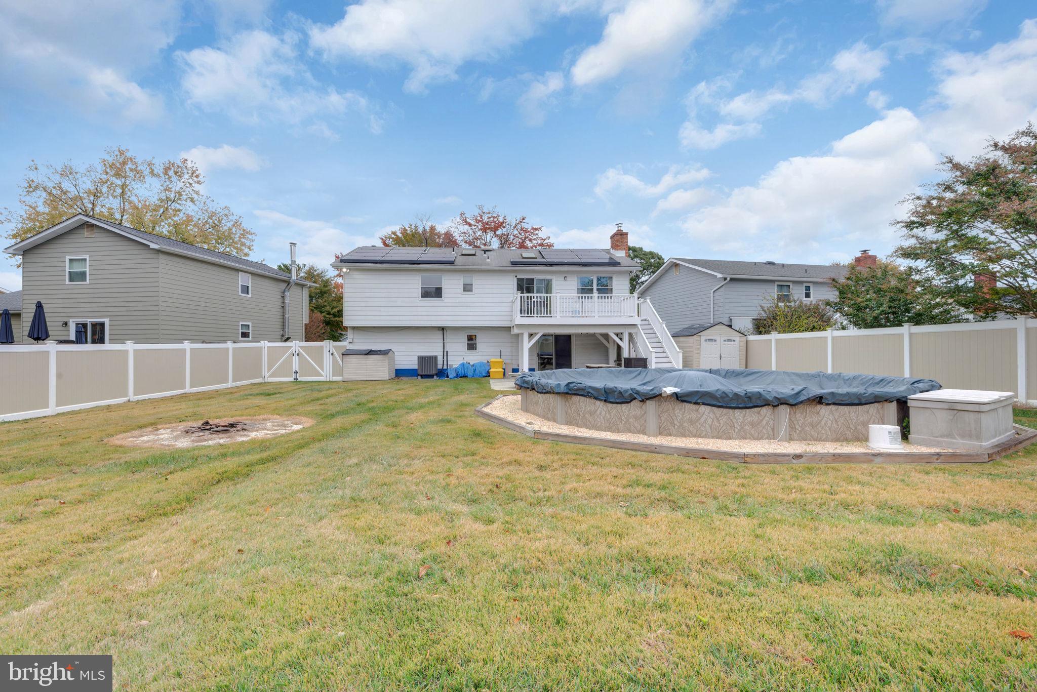 SPRIGGS COVE - Residential Lease