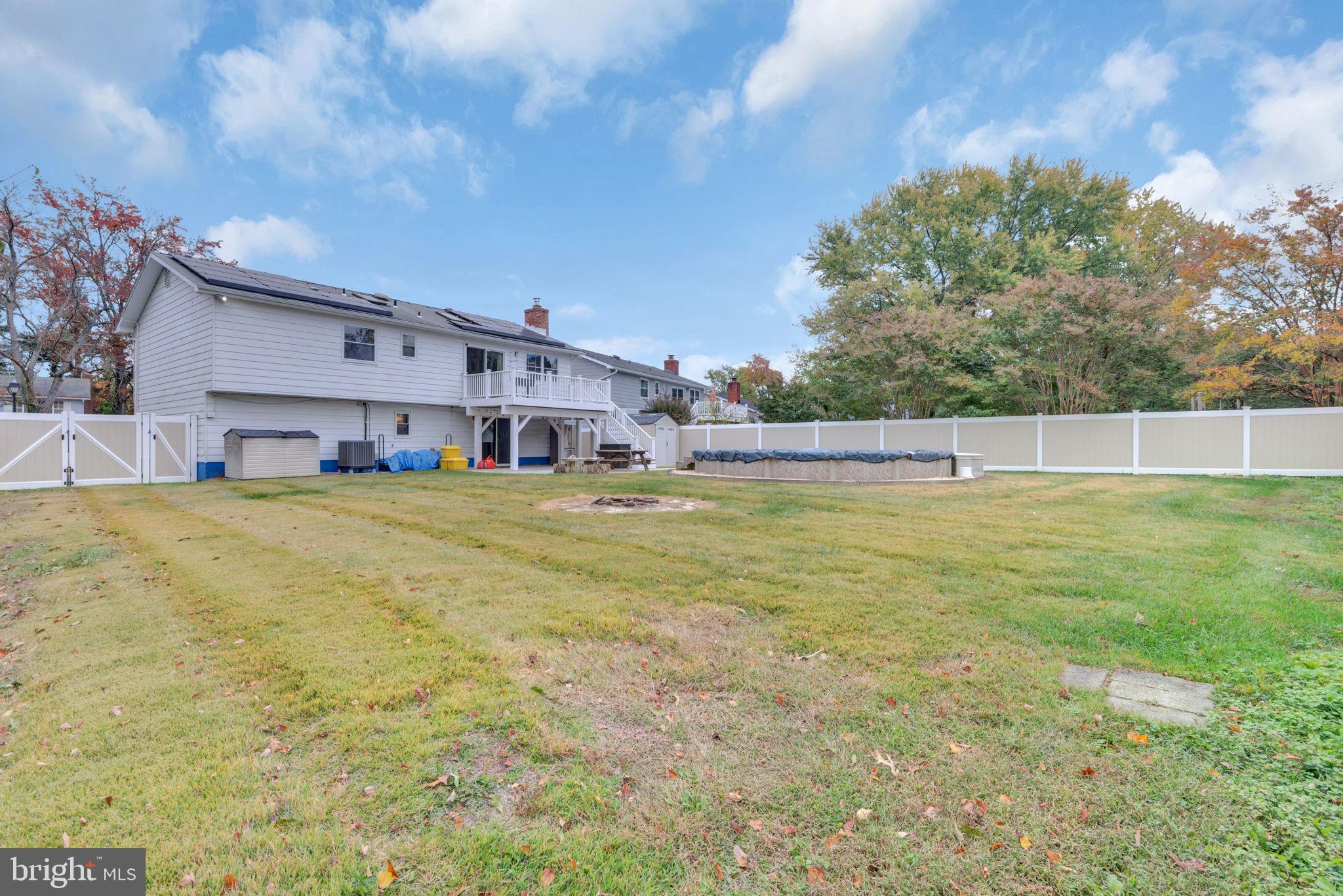 SPRIGGS COVE - Residential Lease