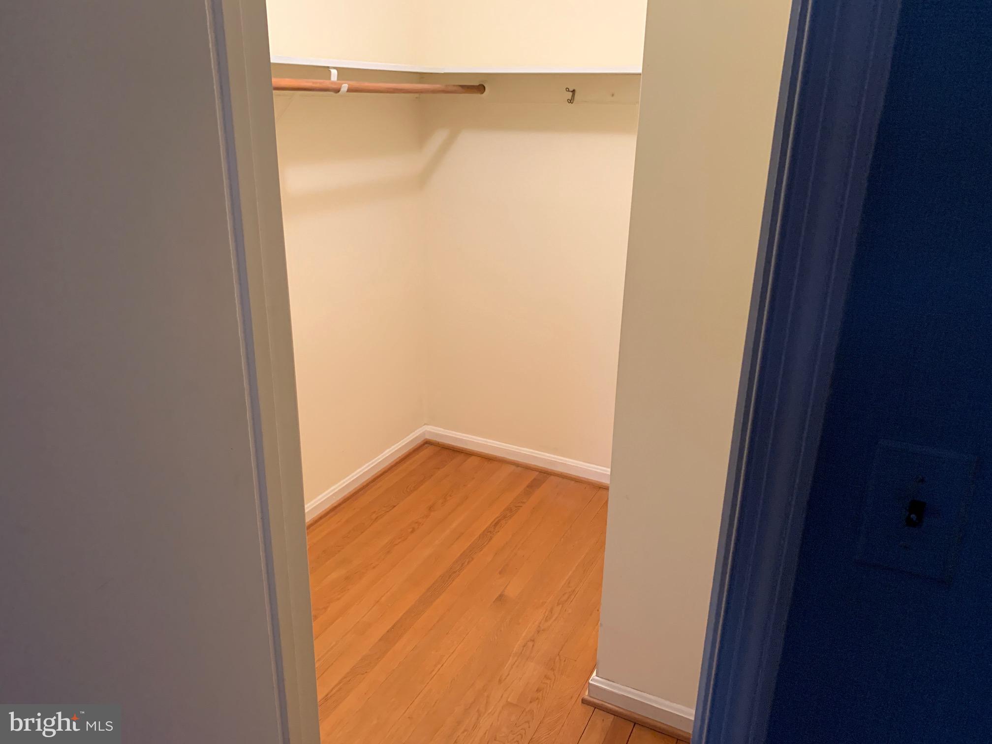 MERRIFIELD VIEW - Residential