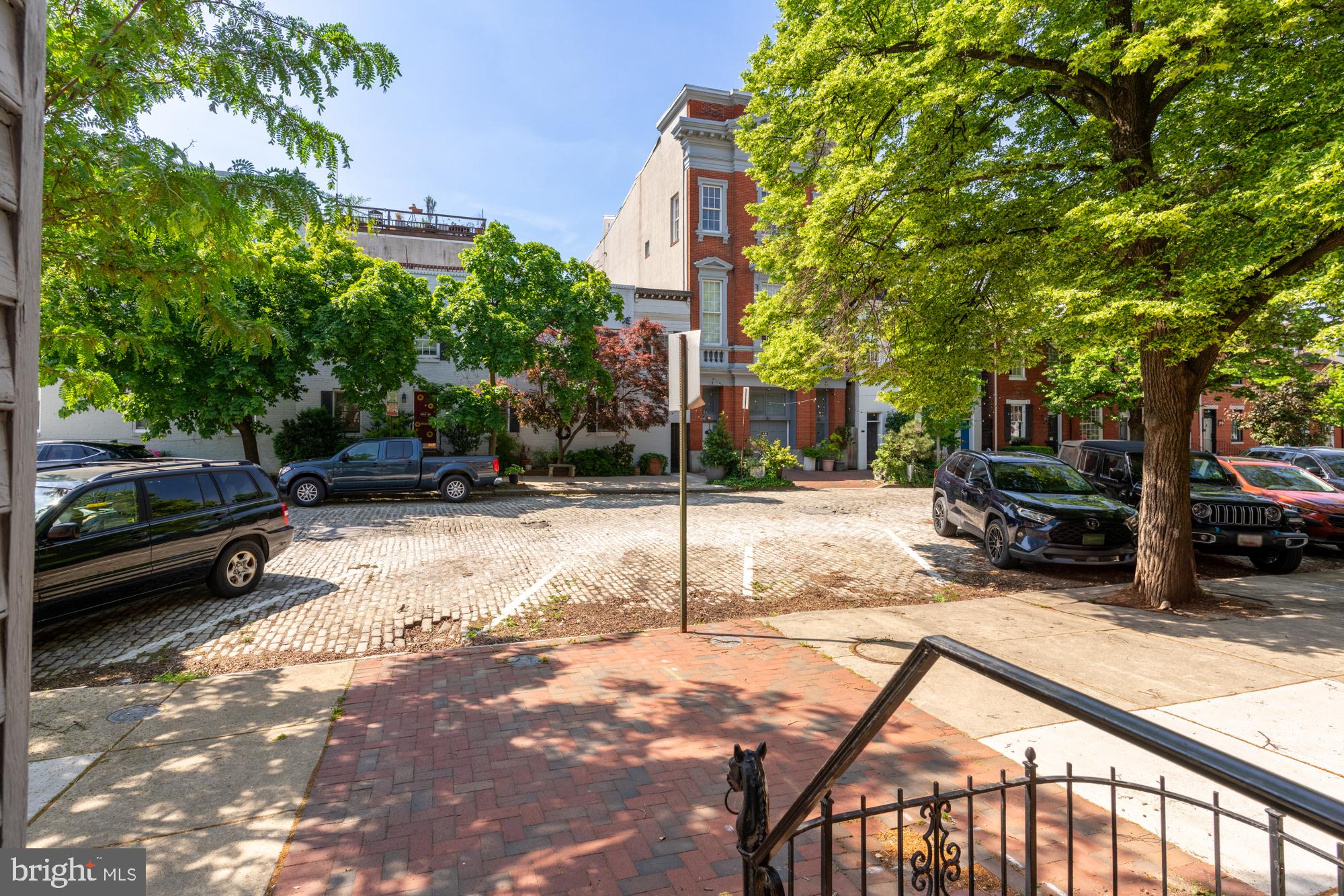 128 E MONTGOMERY STREET