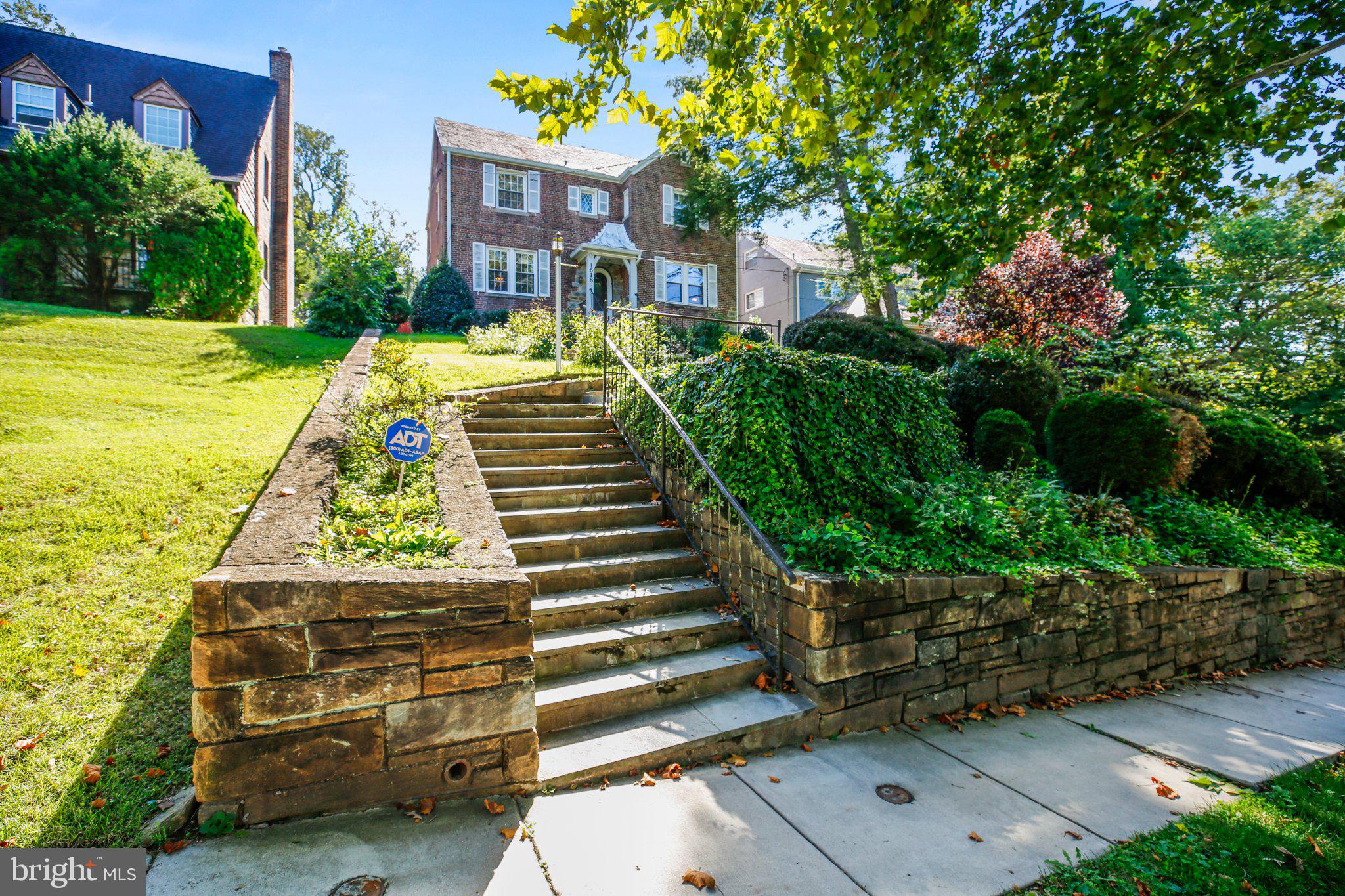 1618 JUNIPER STREET NW
