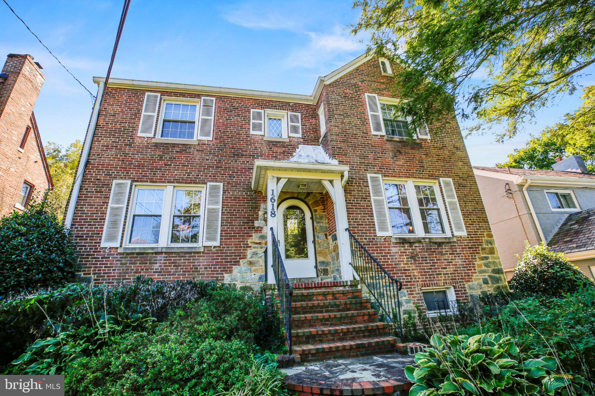 1618 JUNIPER STREET NW