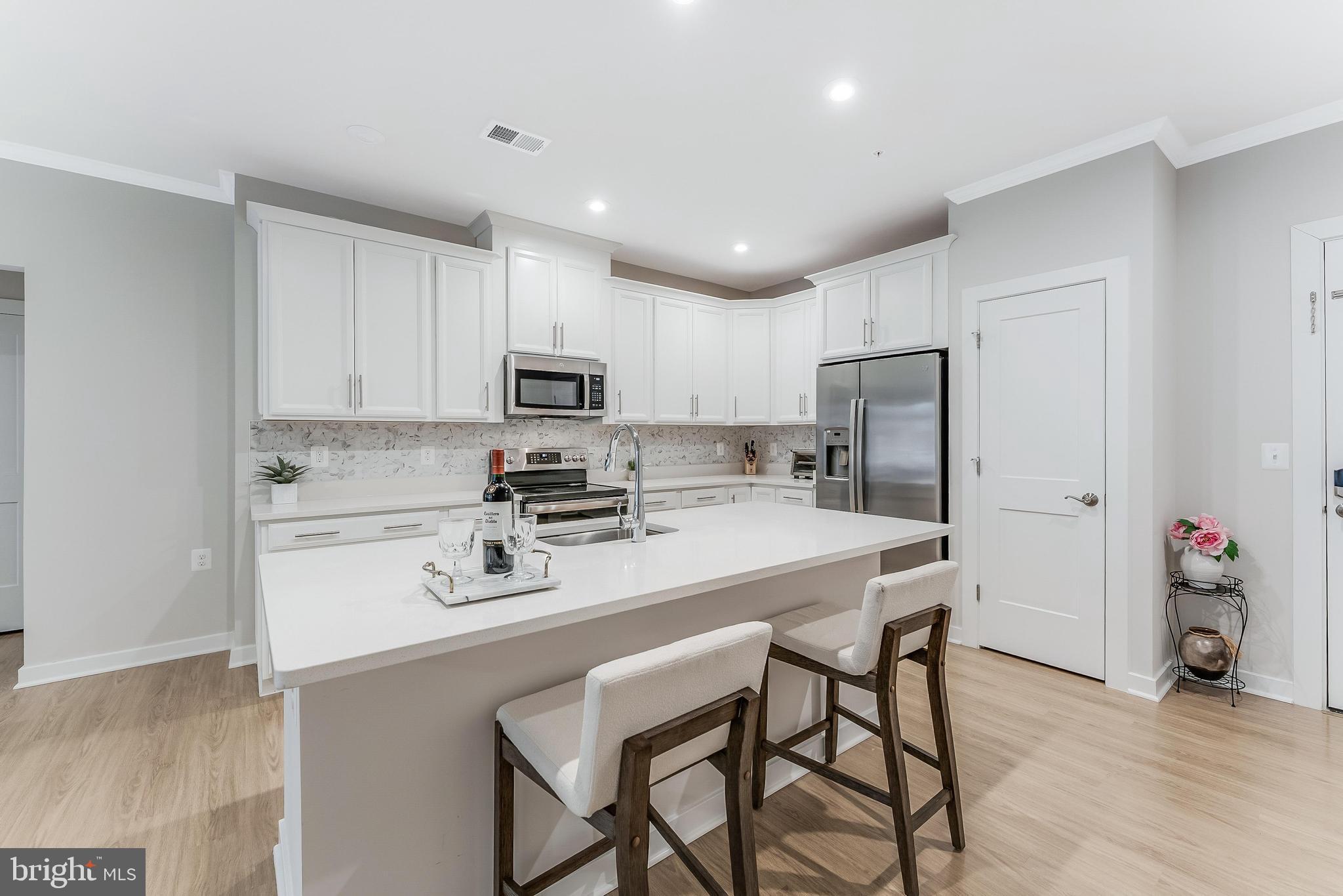 1675 BANDIT LOOP 105B