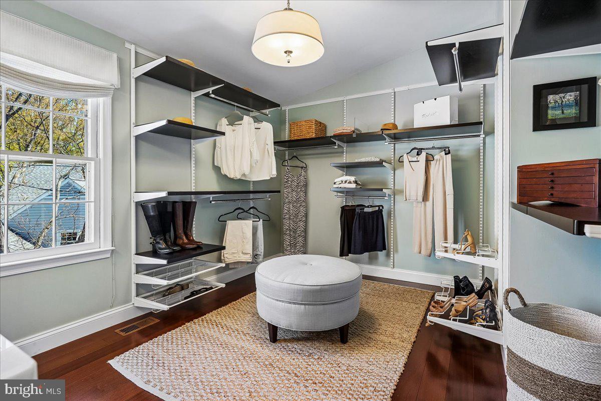 AFTON GLEN - Residential