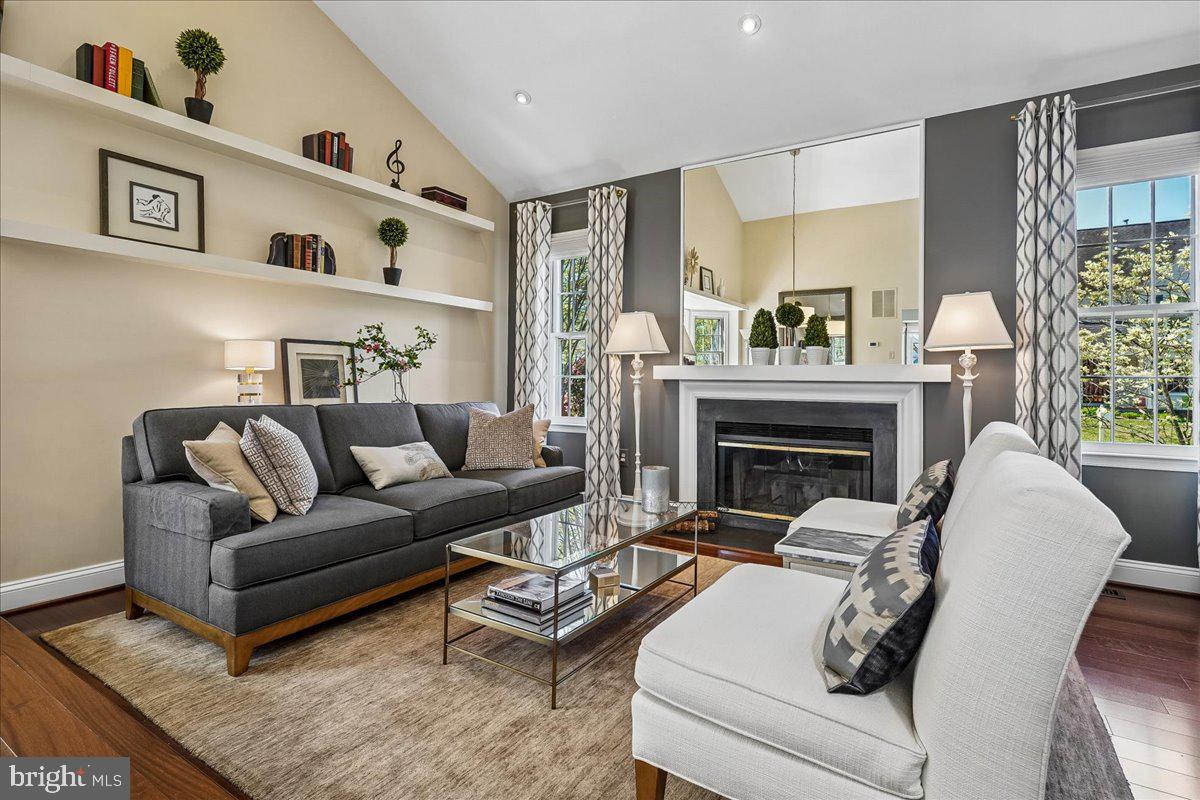 AFTON GLEN - Residential