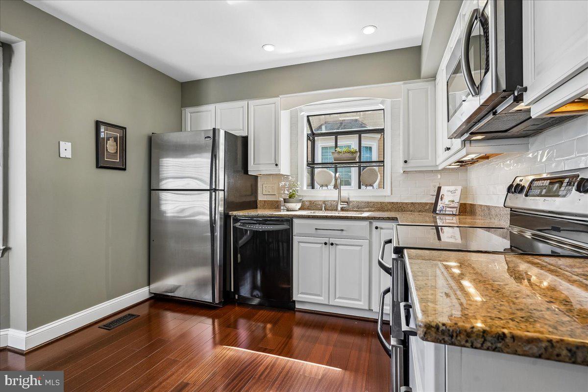 AFTON GLEN - Residential