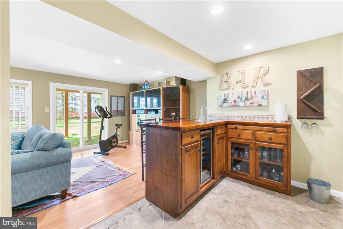 TWIN HILLS - Residential