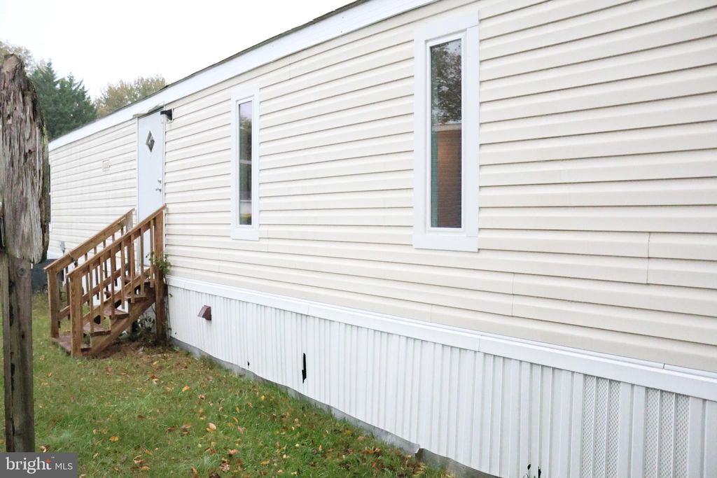 Photo of 484 Keith Road, LOTHIAN, MD 20711 (MLS # MDAA2128750)