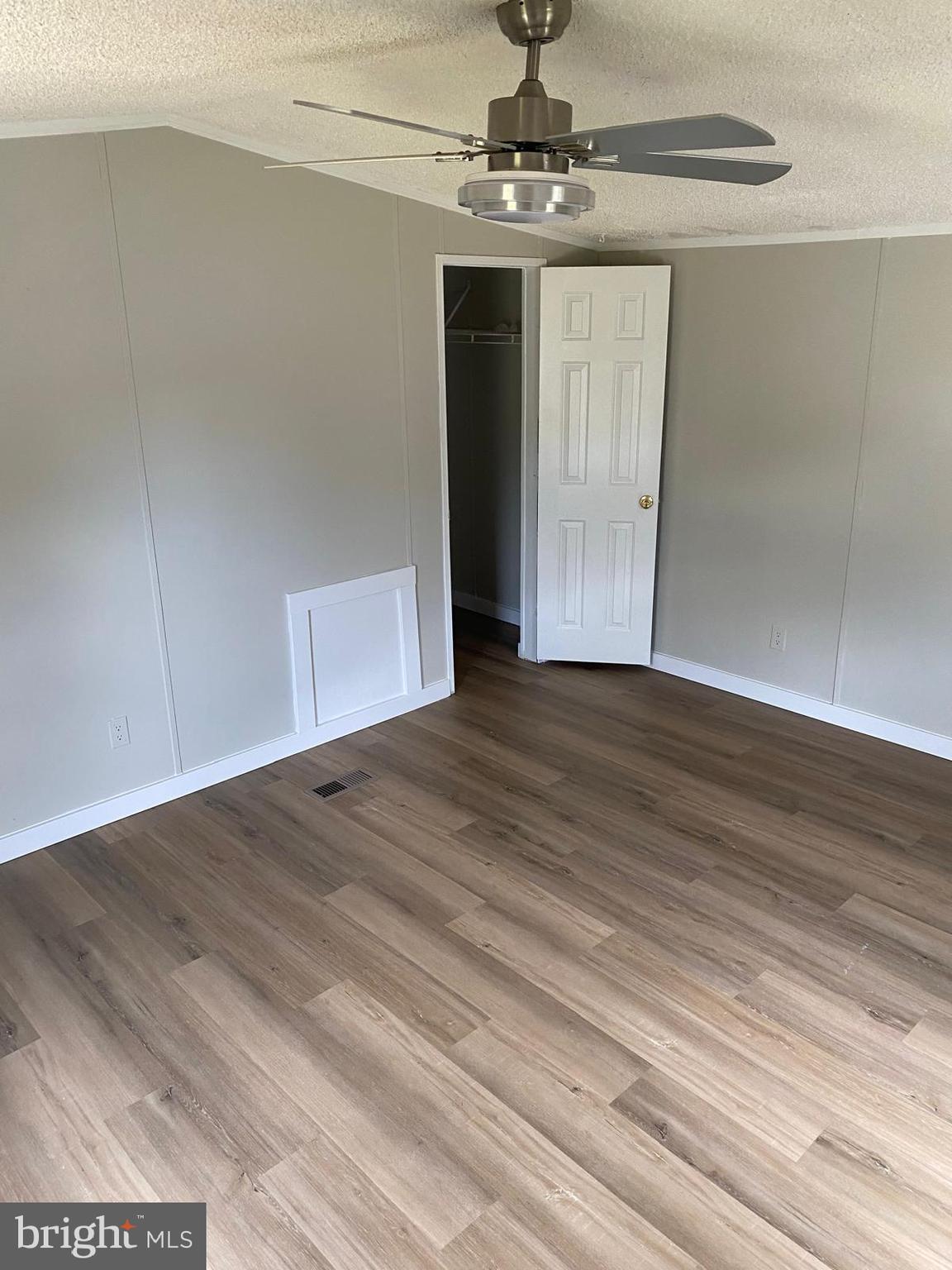 BOONES ESTATES - Residential