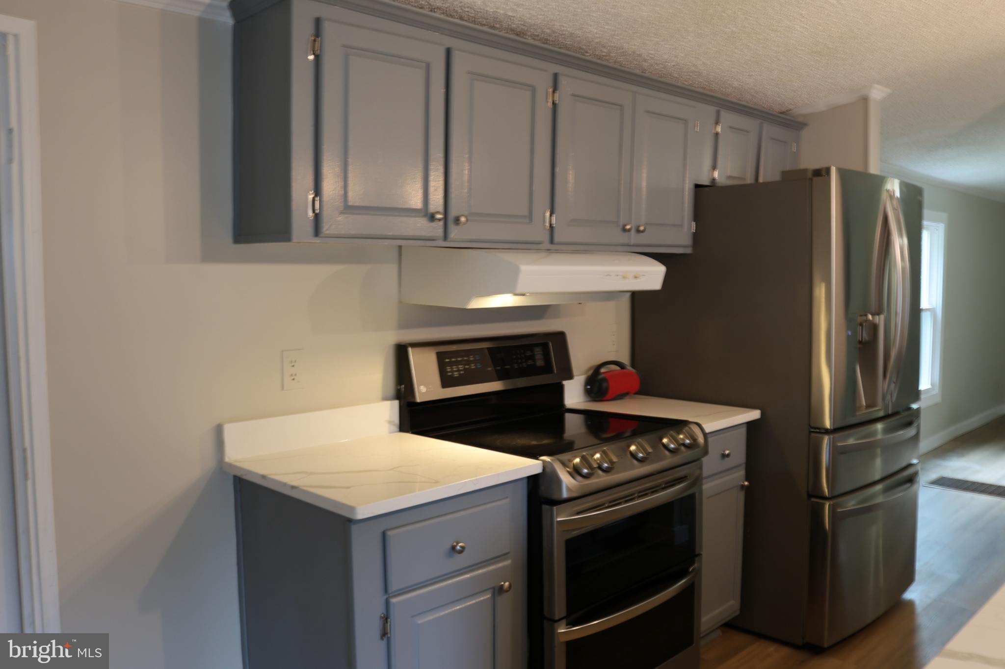 BOONES ESTATES - Residential