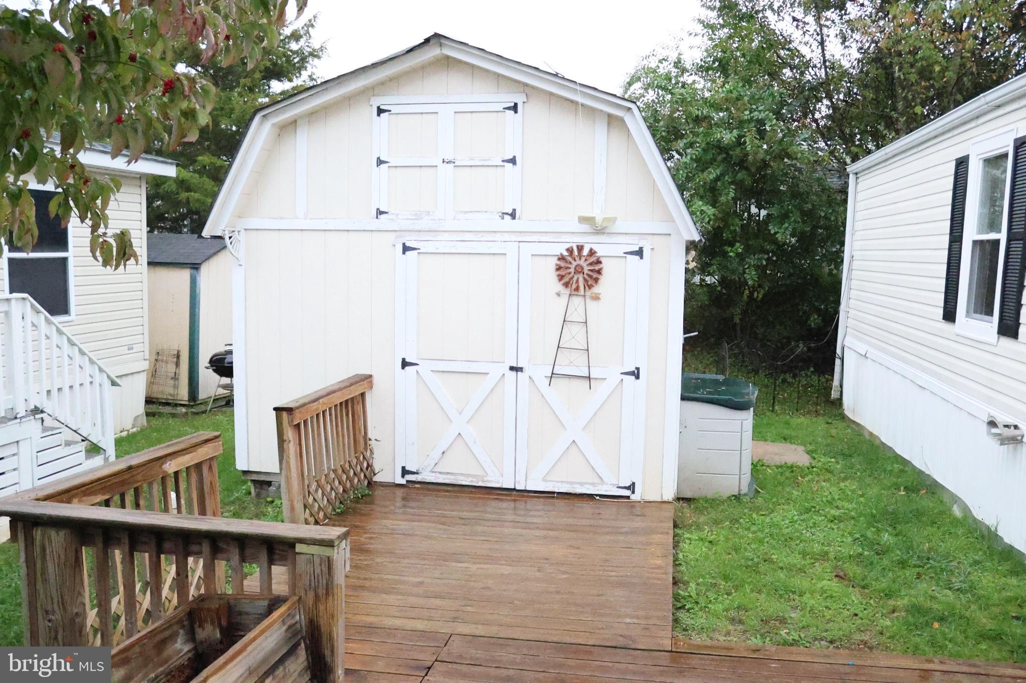 BOONES ESTATES - Residential