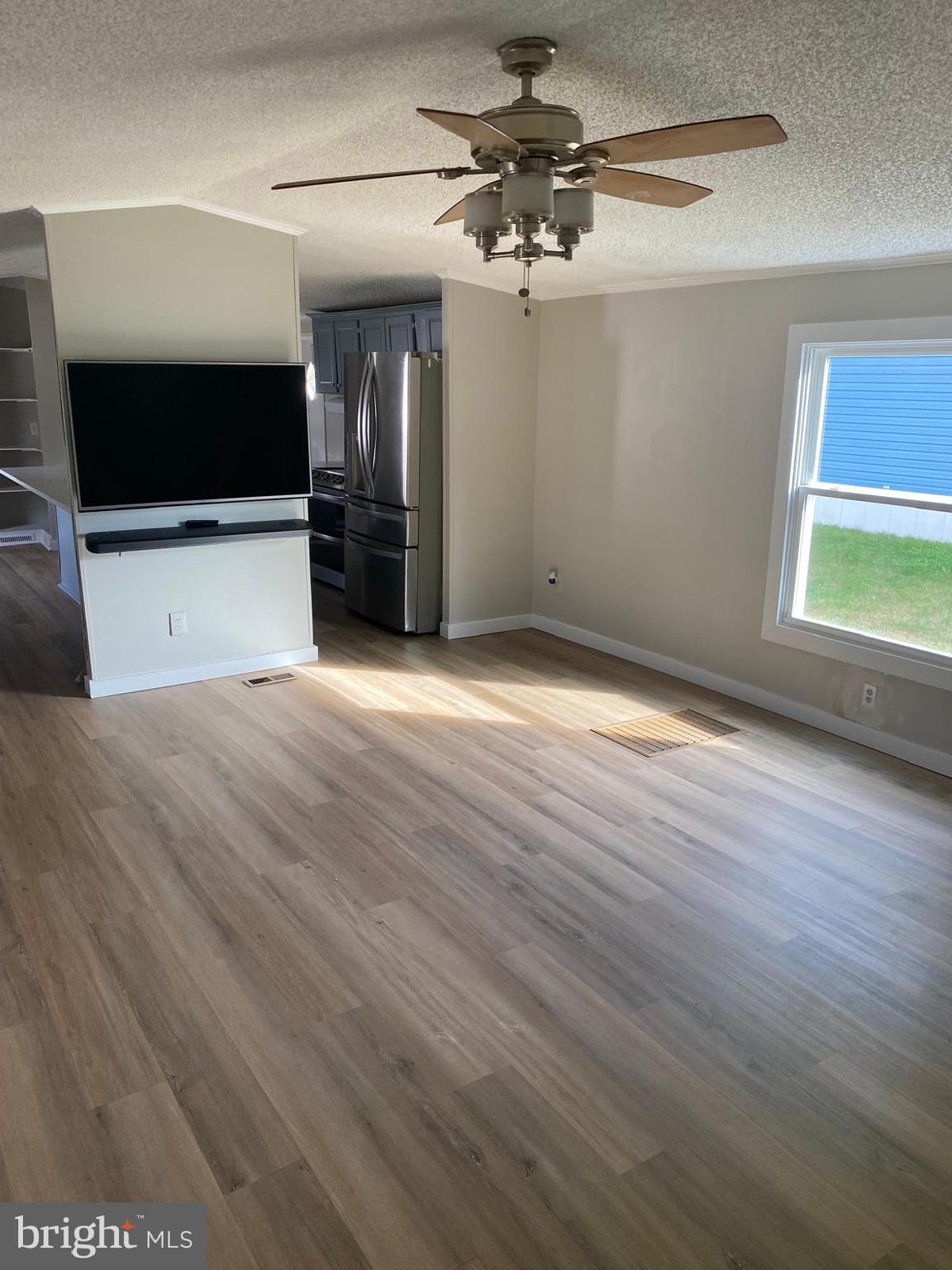 BOONES ESTATES - Residential