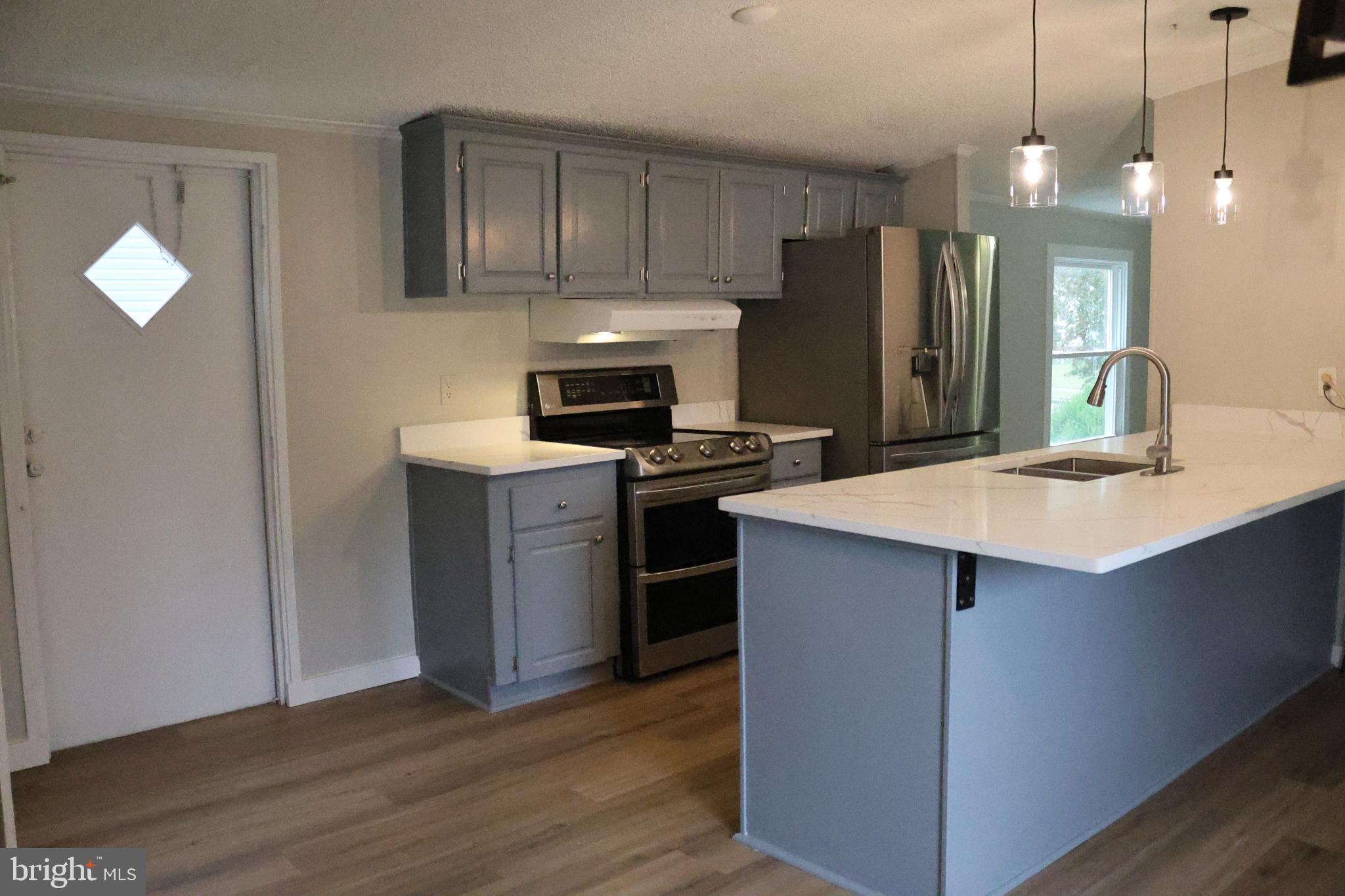 BOONES ESTATES - Residential