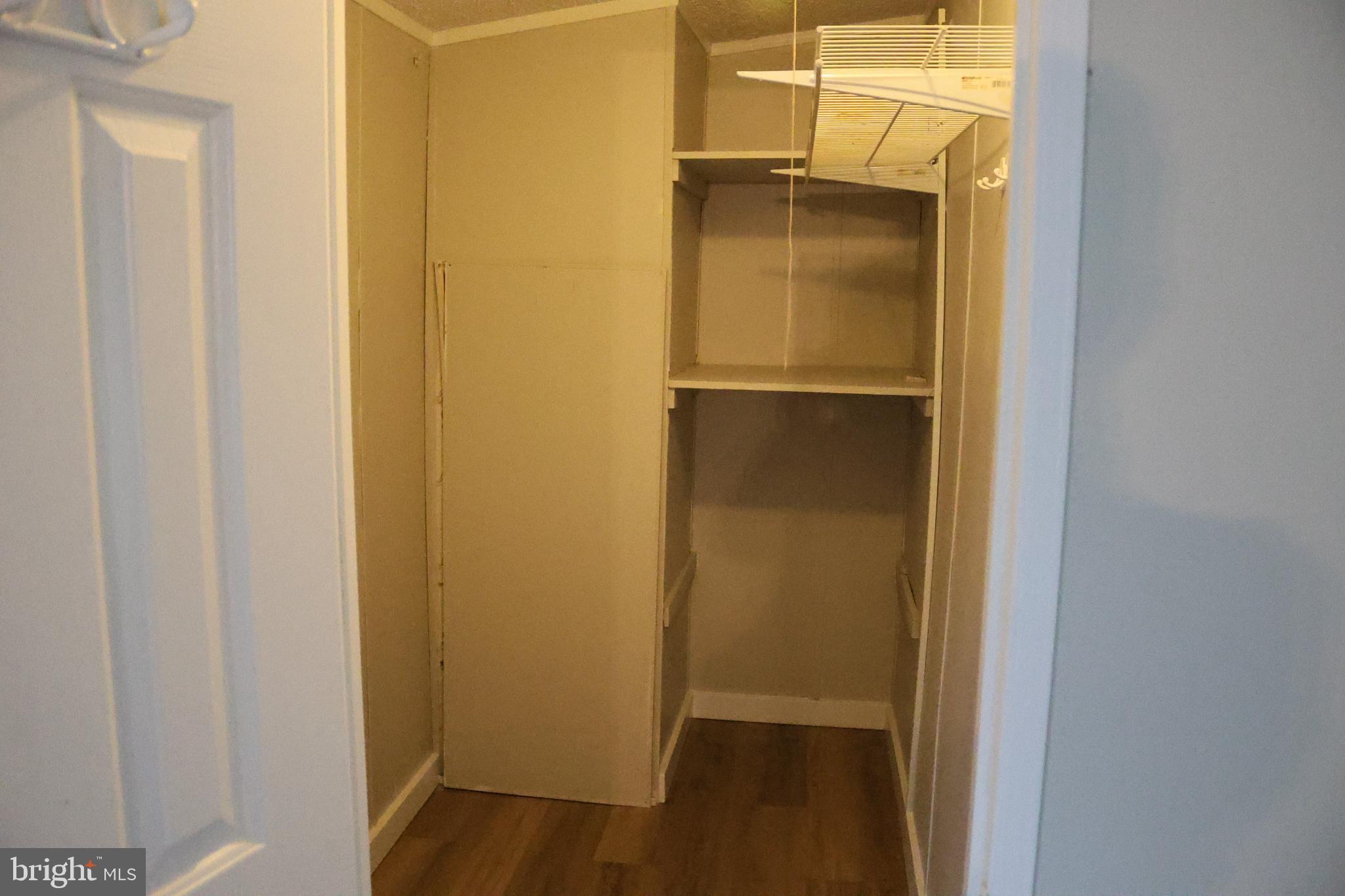 BOONES ESTATES - Residential